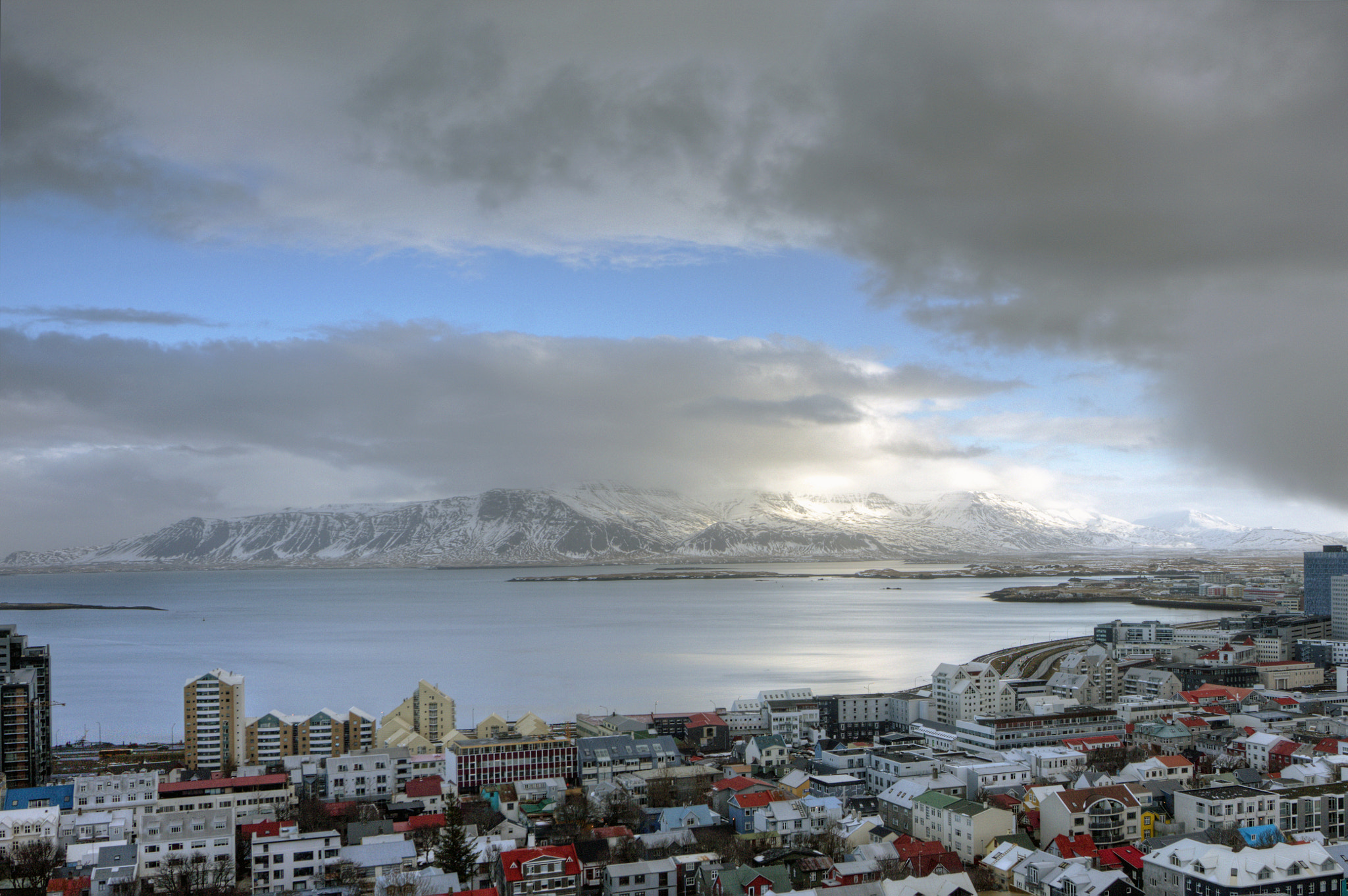Canon EF-S 10-22mm F3.5-4.5 USM sample photo. Reykjavik and mount esja photography