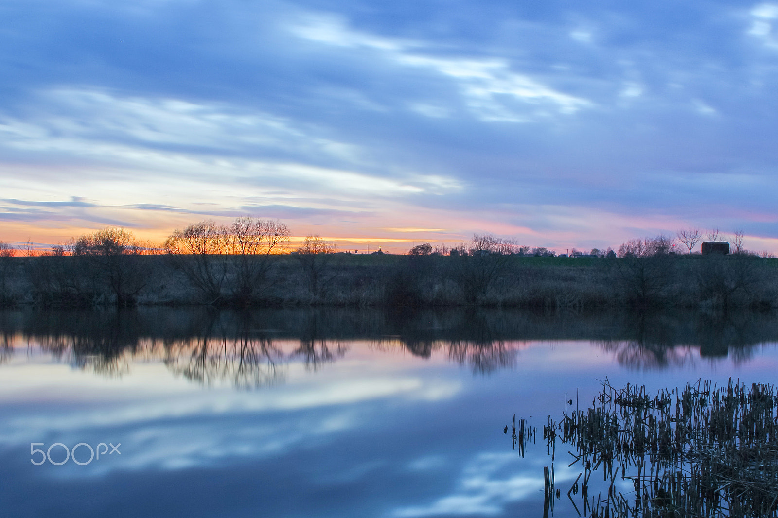 Canon EOS 600D (Rebel EOS T3i / EOS Kiss X5) sample photo. Windy sunset photography