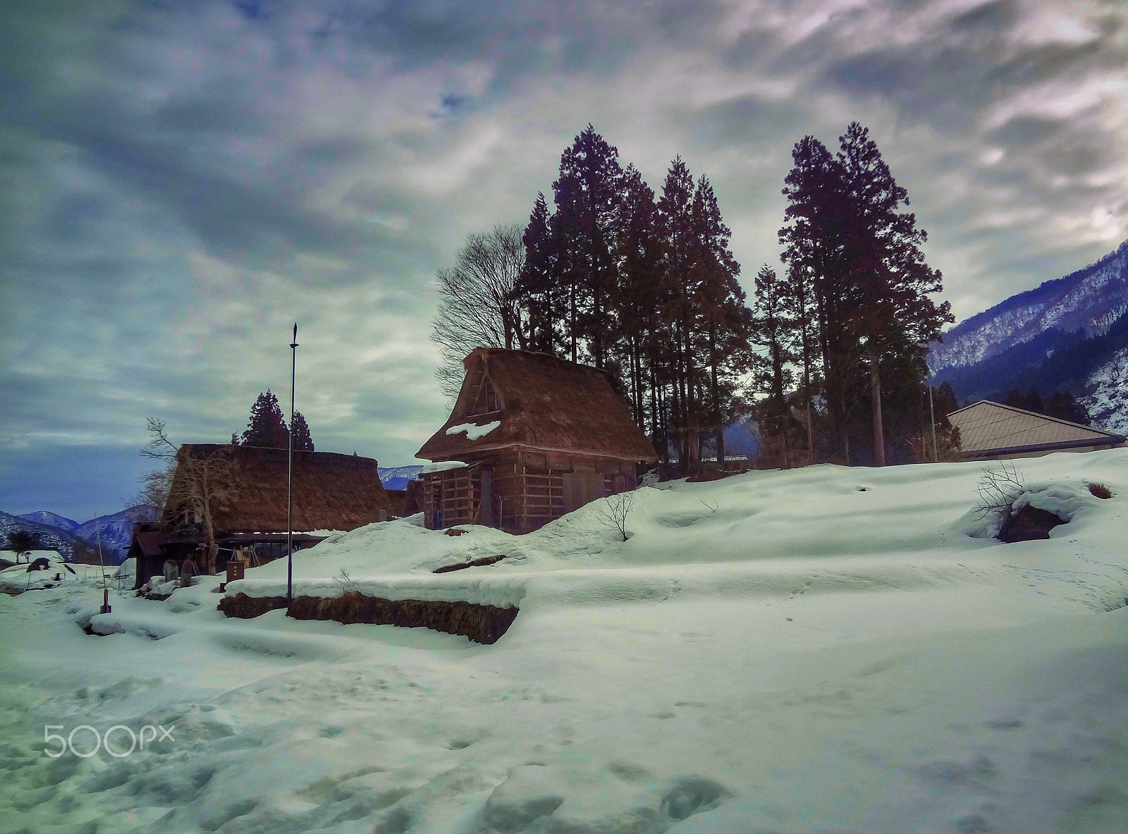 Sony Cyber-shot DSC-WX50 sample photo. Winter countly town 五箇山... photography