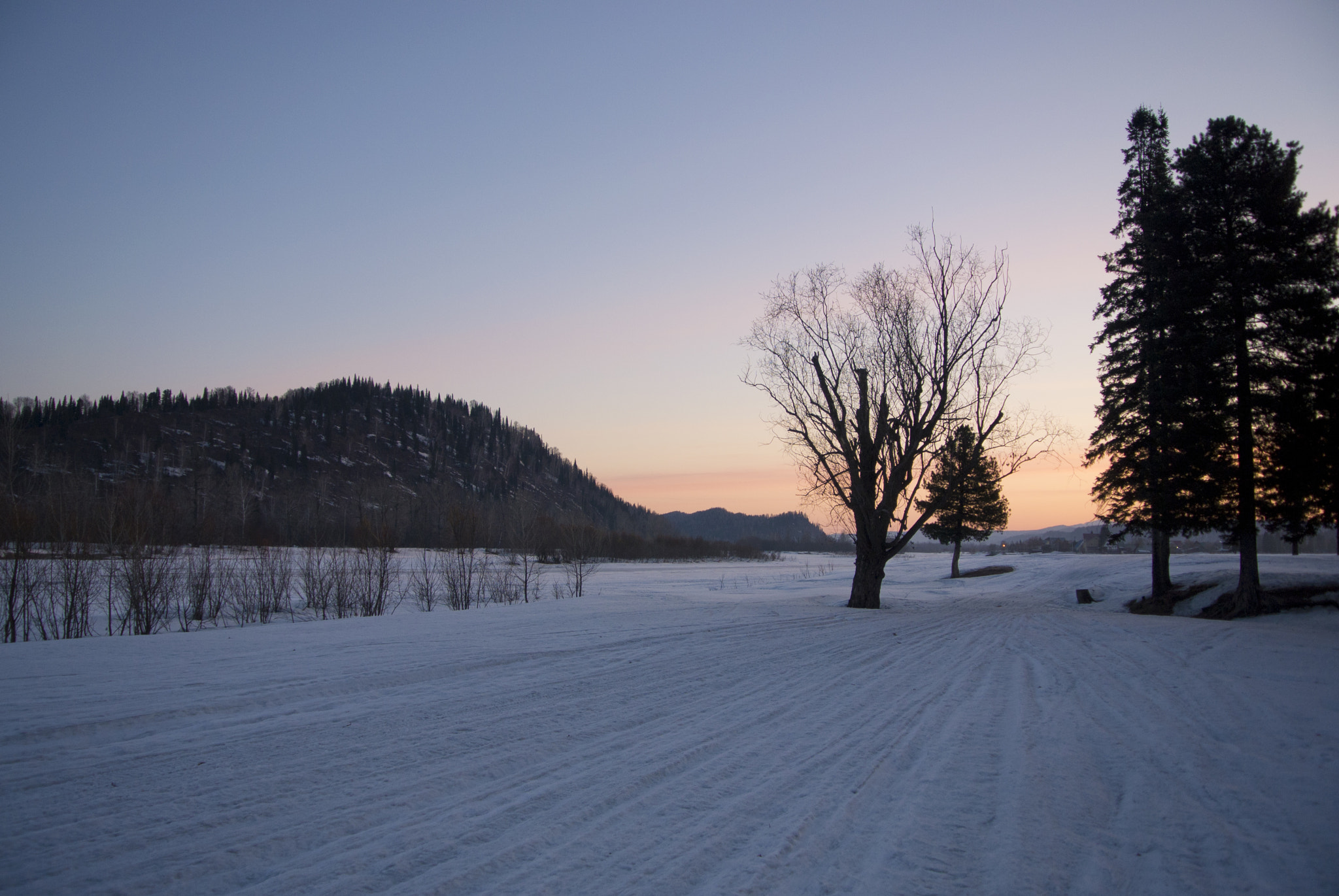 Nikon 1 Nikkor VR 10-30mm F3.5-5.6 sample photo. Восход на р.Уса photography
