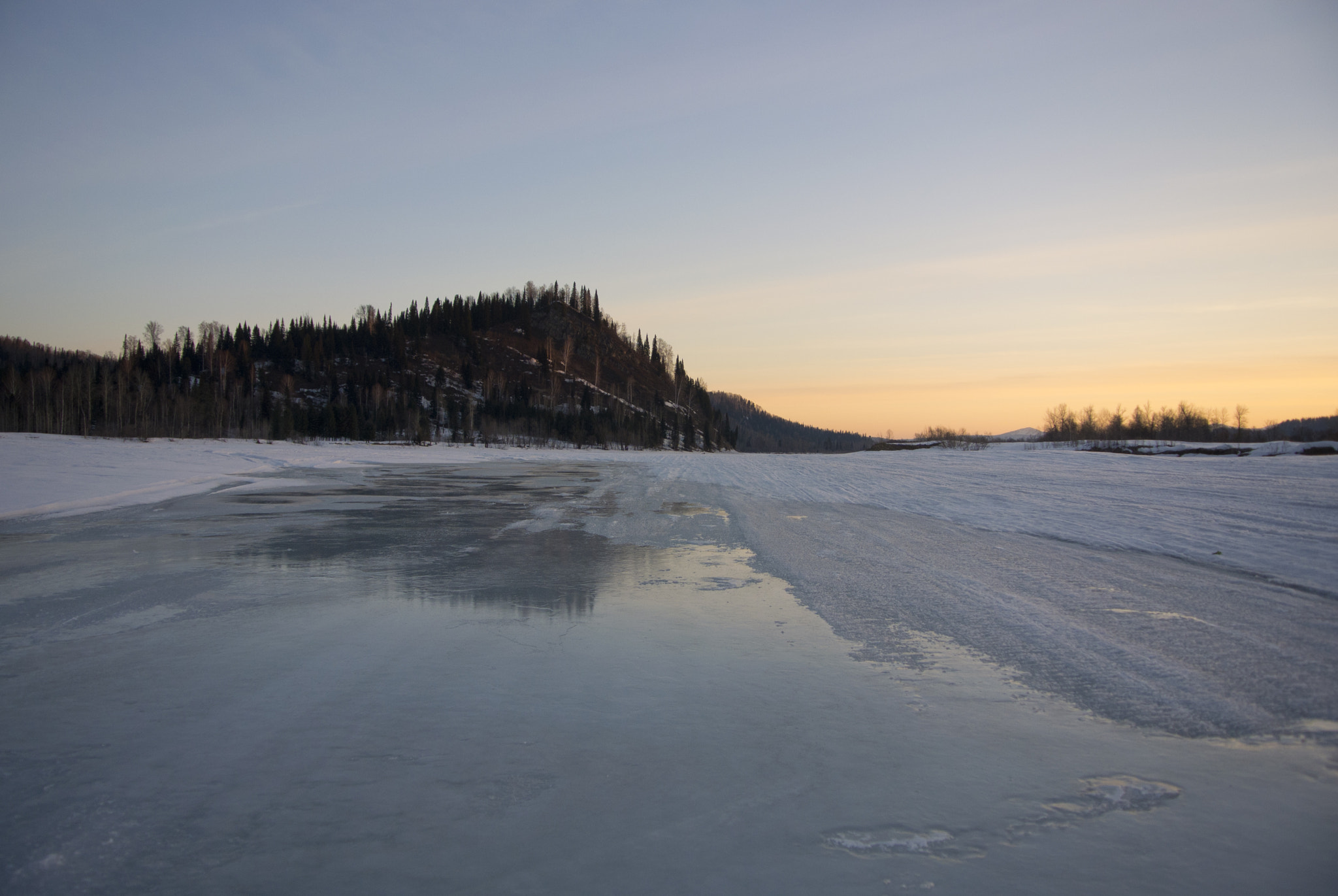 Nikon 1 Nikkor VR 10-30mm F3.5-5.6 sample photo. Восход на р.Уса photography