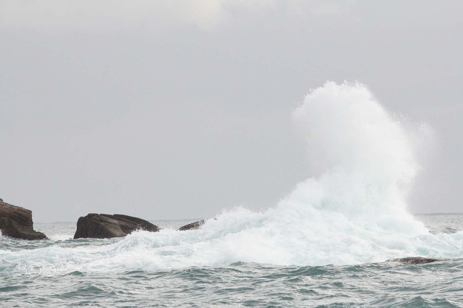 Canon EOS 60D + Canon EF 400mm F5.6L USM sample photo. Breaking waves photography