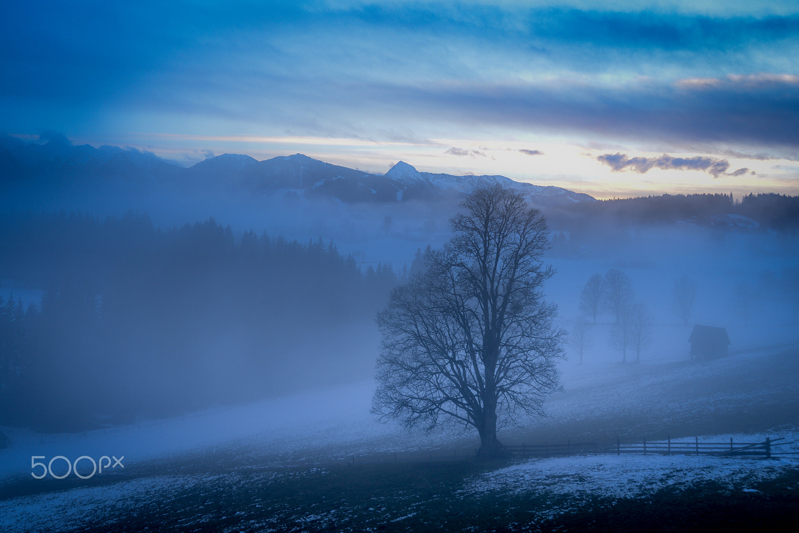 Nikon D800 + Tokina AT-X 16-28mm F2.8 Pro FX sample photo. Abendnebel photography