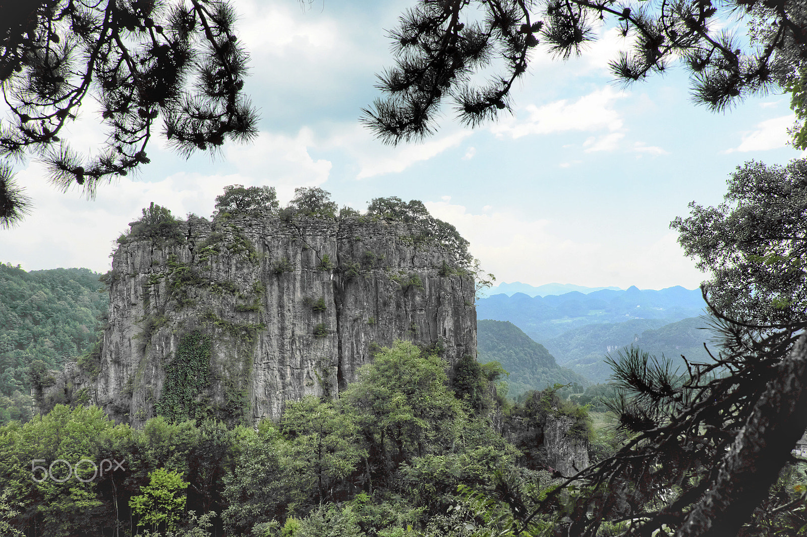 Fujifilm X-E2 + Fujifilm XF 18-55mm F2.8-4 R LM OIS sample photo. 石笋坪 photography