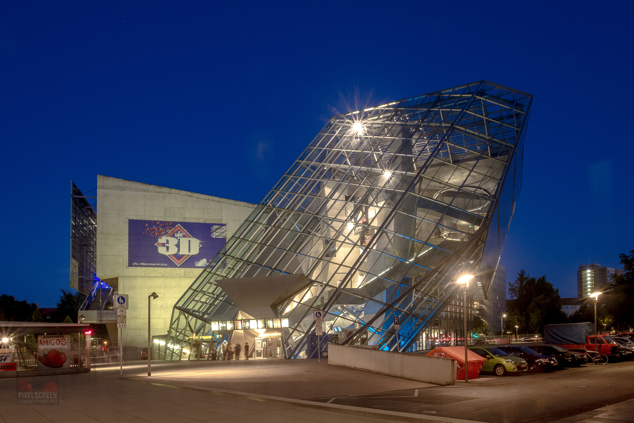 Sigma 10-20mm F3.5 EX DC HSM sample photo. Palace of crystal photography