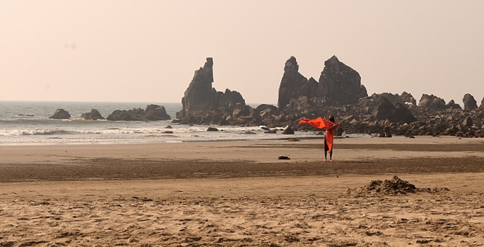 Nikon AF-S Nikkor 24-70mm F2.8G ED sample photo. Sadhu on the beach photography