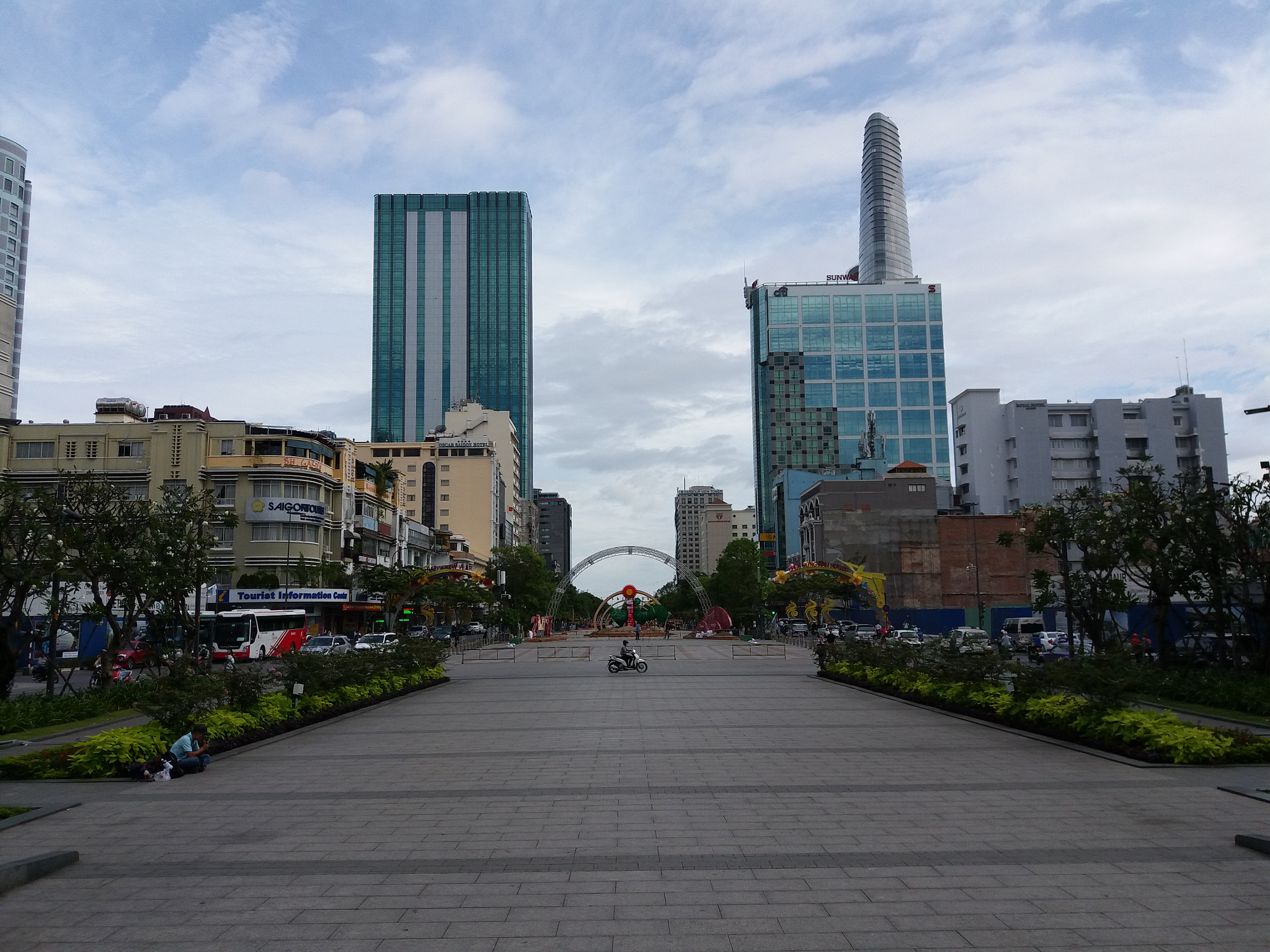 Samsung Galaxy A9 Pro sample photo. Bike photography