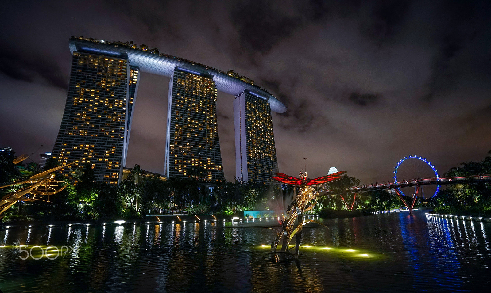 Sony a7 sample photo. Night shoot marina bay sands hotel / singapore photography