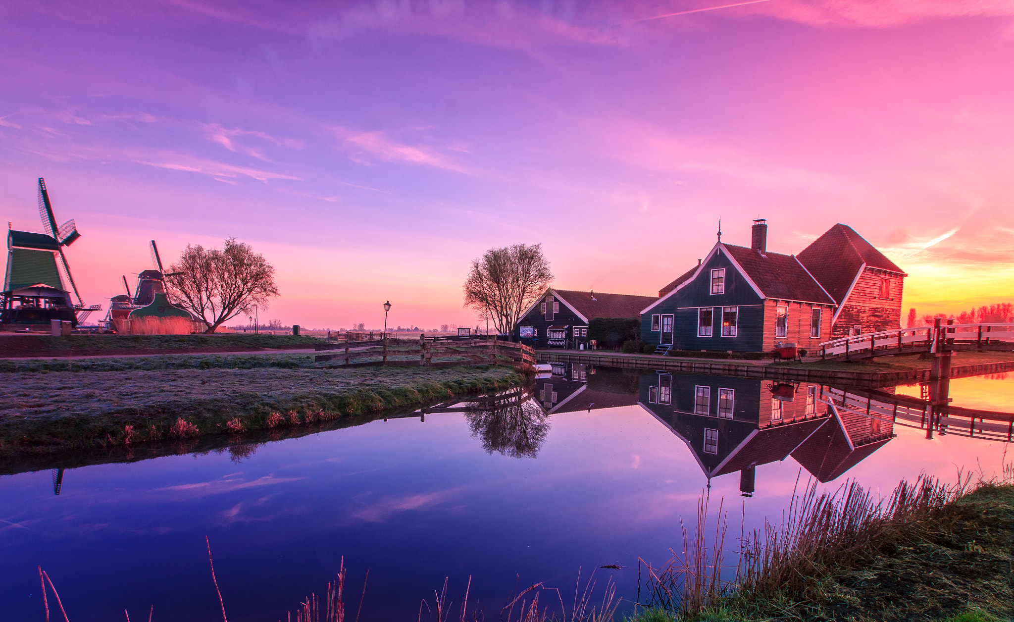 Canon EOS 1200D (EOS Rebel T5 / EOS Kiss X70 / EOS Hi) sample photo. Sunrise in the netherlands photography