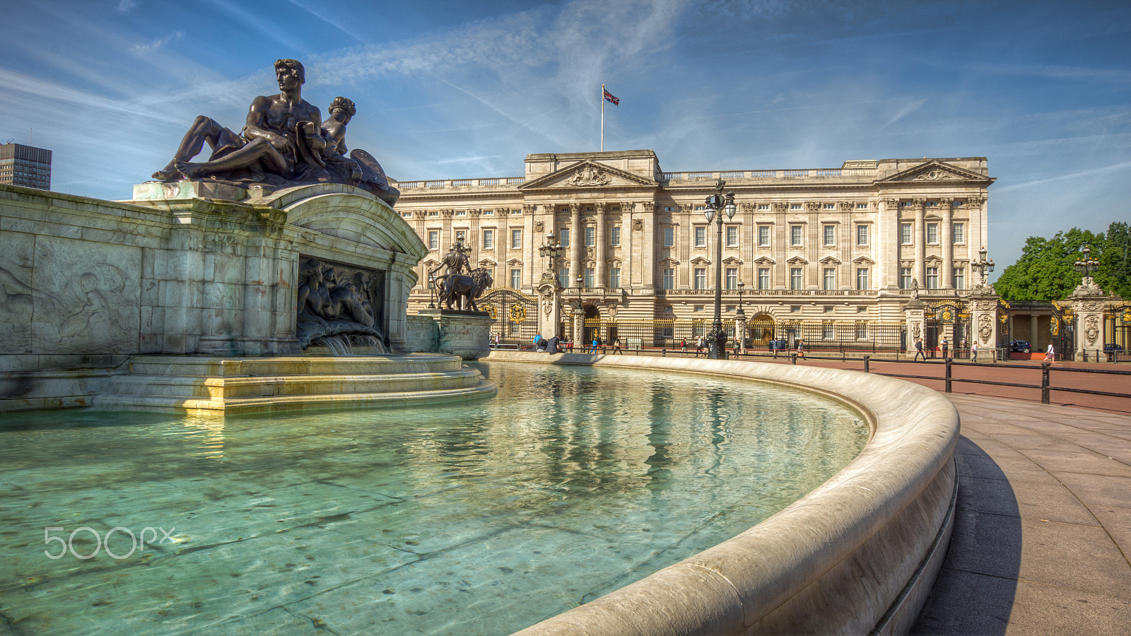 Sony SLT-A77 sample photo. Buckingham palace photography