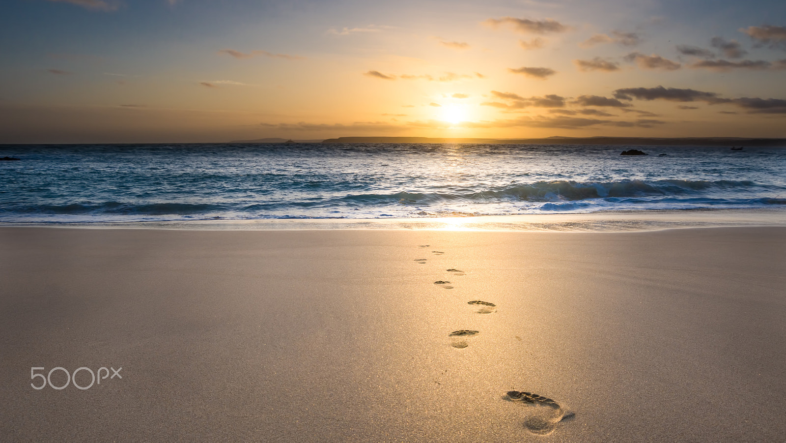 Sony SLT-A77 sample photo. Footprints in the sand photography