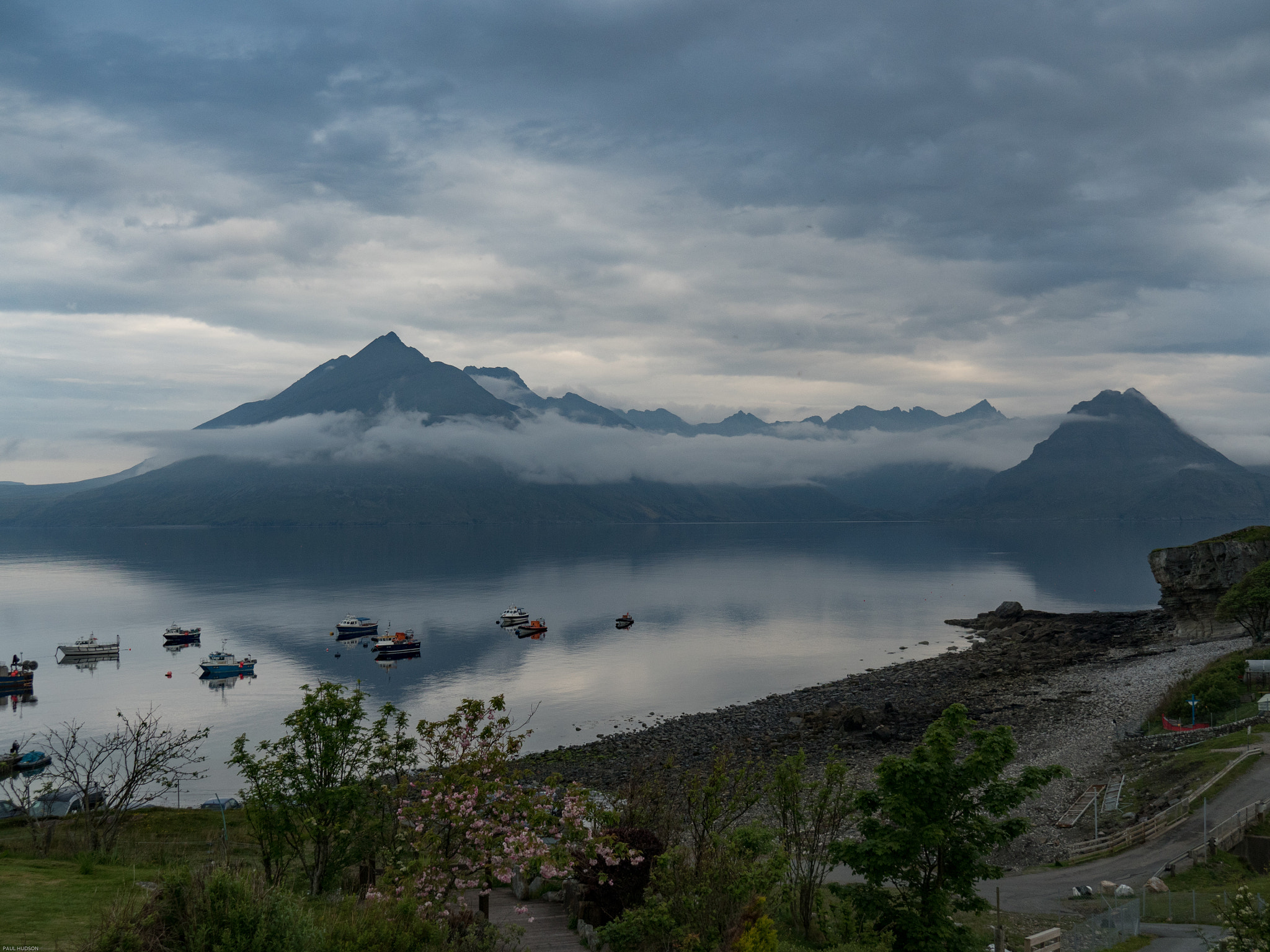 OLYMPUS M.14-150mm F4.0-5.6 II sample photo. Dawn at elgol photography