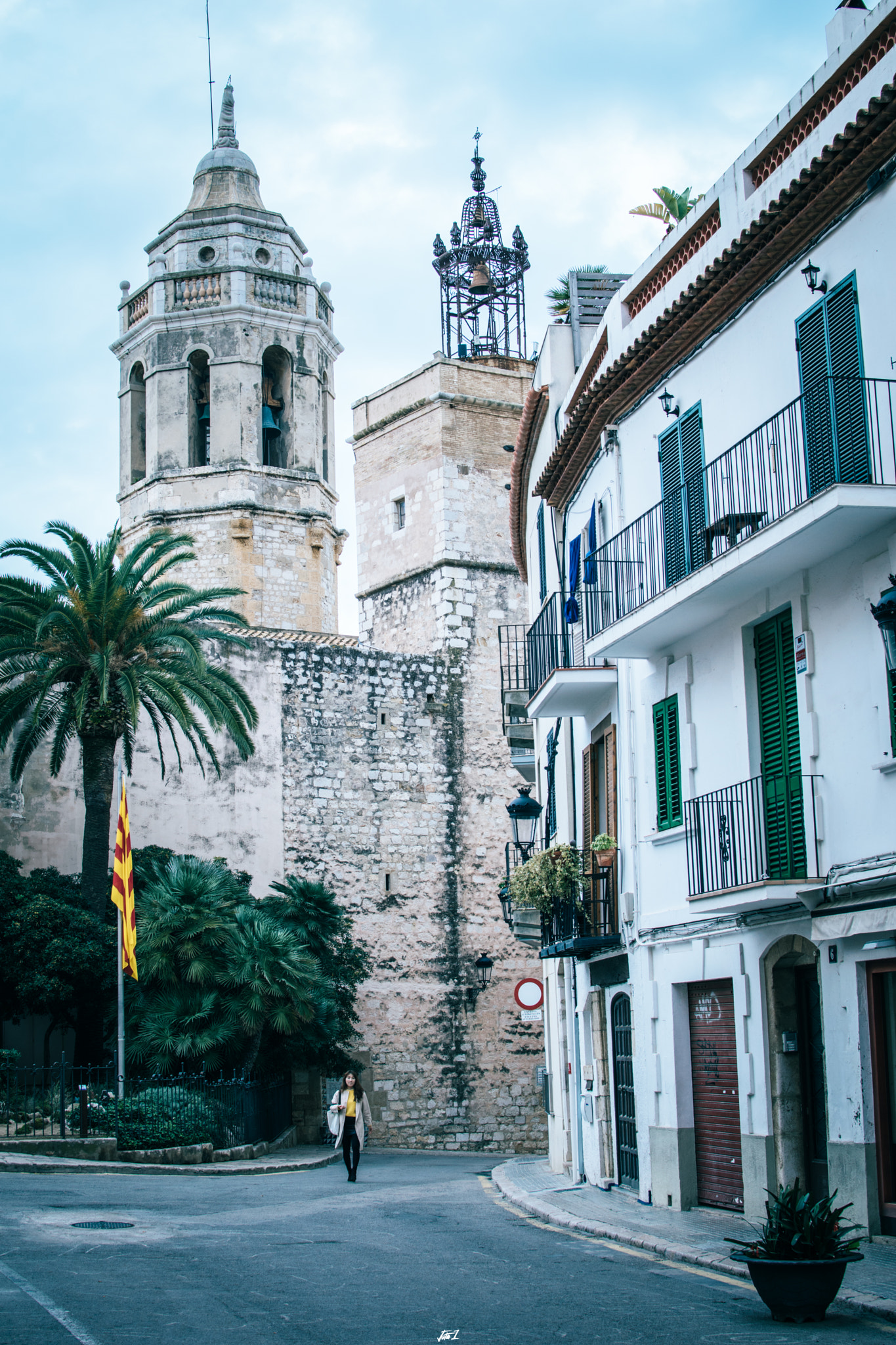 Nikon D5500 + Nikon AF-S DX Nikkor 35mm F1.8G sample photo. Sitges photography