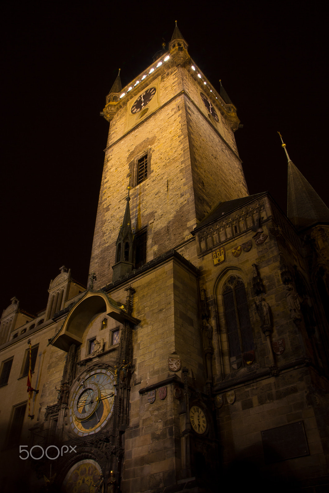 Sigma 18-250mm F3.5-6.3 DC OS HSM sample photo. Clock tower photography