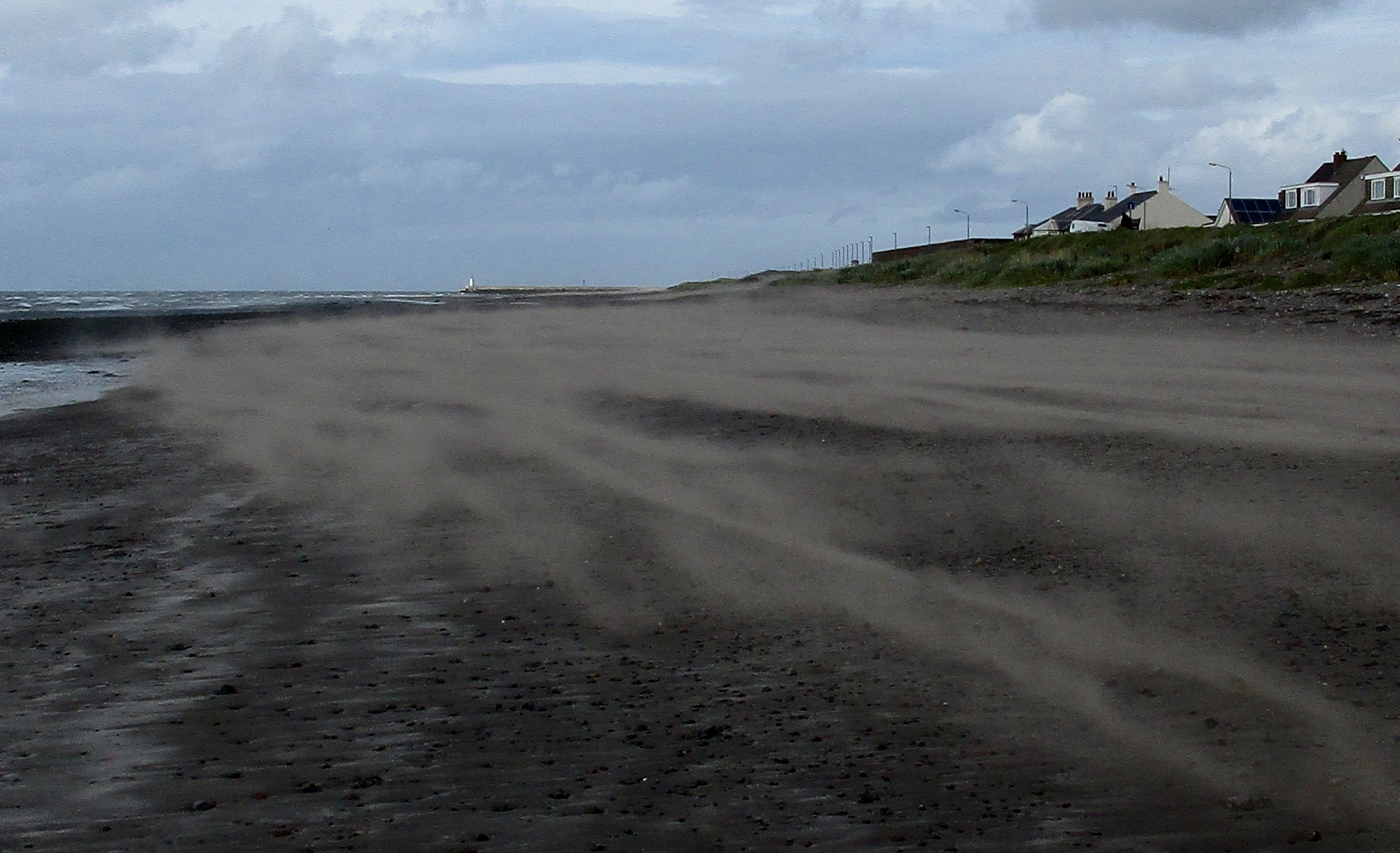 Canon PowerShot ELPH 170 IS (IXUS 170 / IXY 170) sample photo. Girvan beach, scotland photography