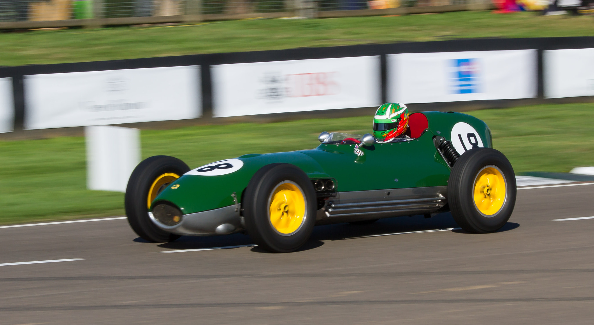 Canon EOS 7D + Canon EF 70-200mm F4L IS USM sample photo. 1959 lotus climax 16 photography