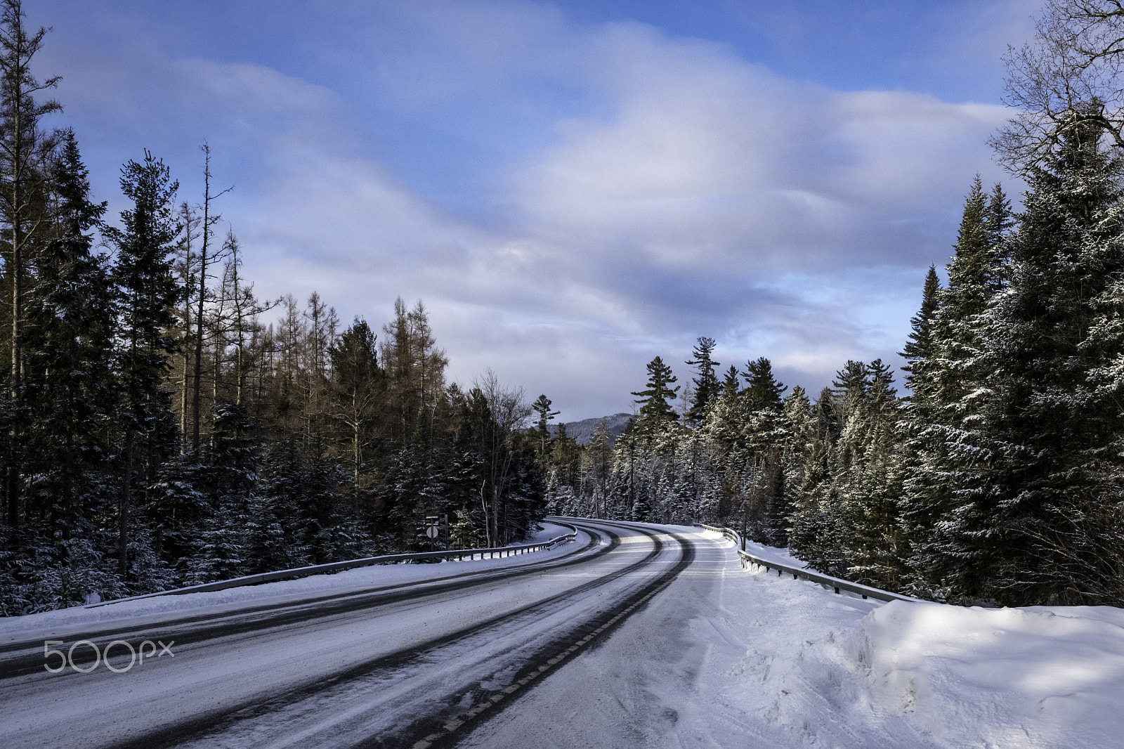 Fujifilm X-Pro2 + Fujifilm XF 23mm F1.4 R sample photo. Adirondack park winter photography