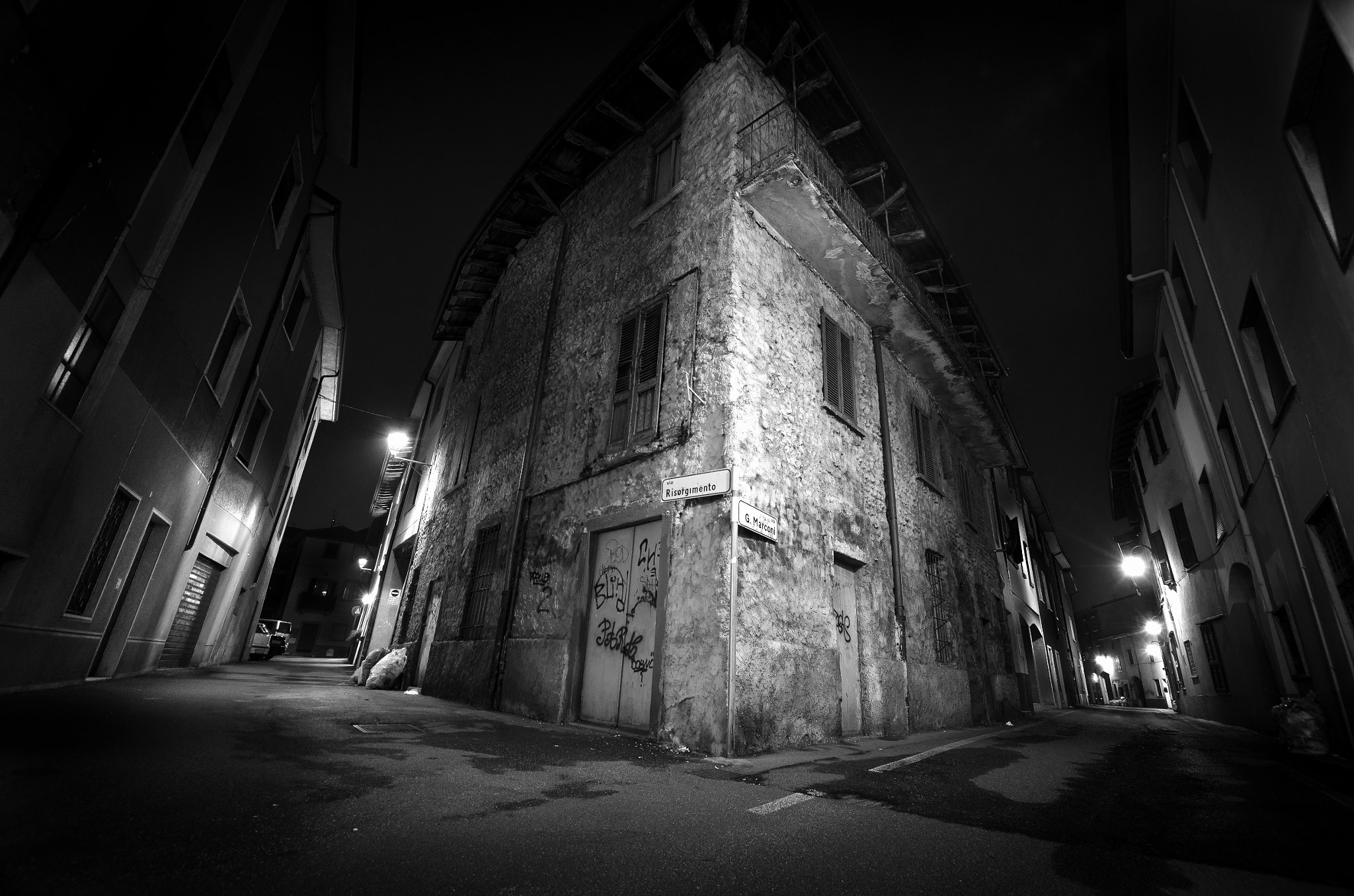 Nikon D5100 + Sigma 10-20mm F3.5 EX DC HSM sample photo