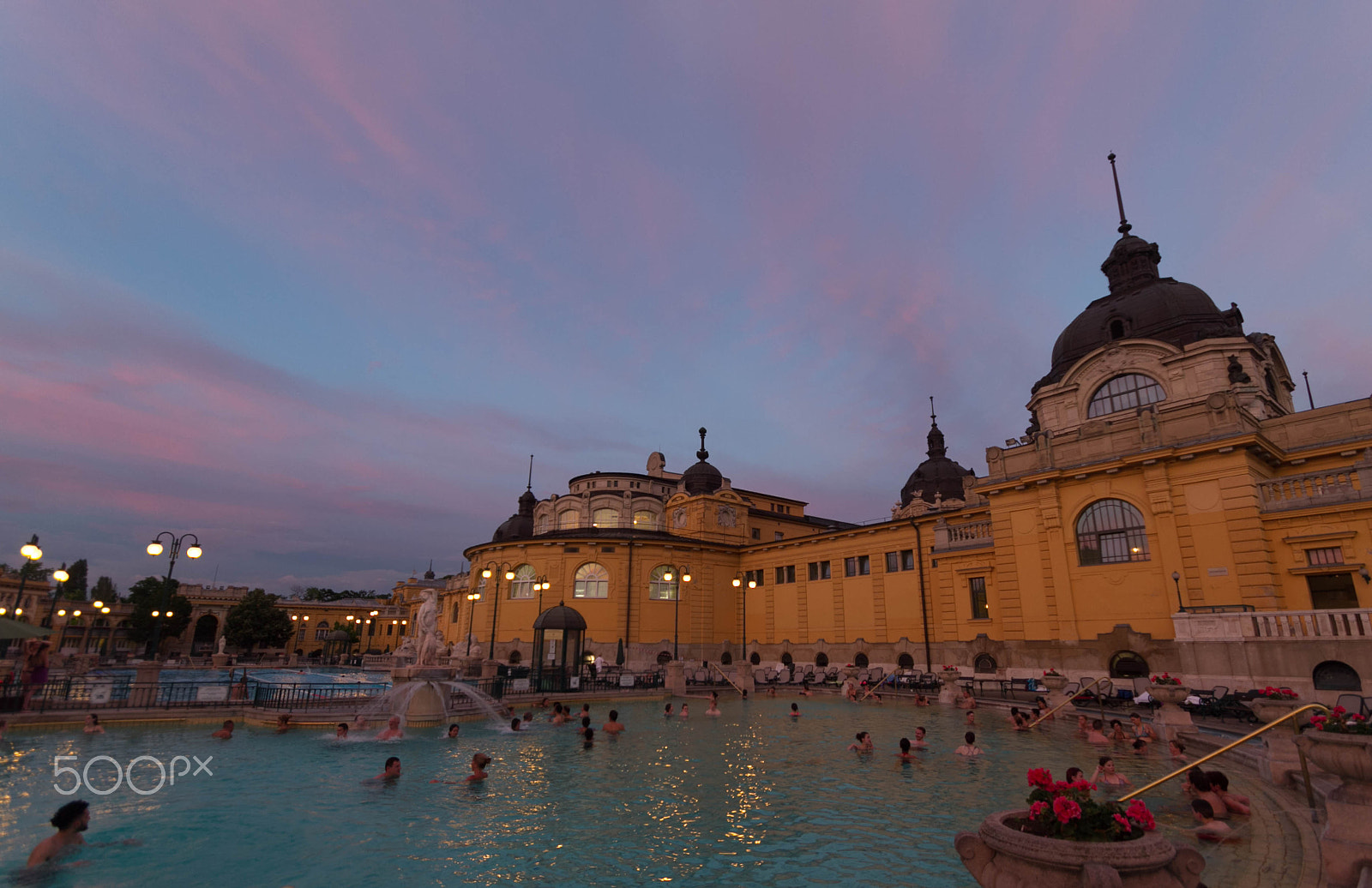 Sigma 10-20mm F3.5 EX DC HSM sample photo. Széchenyi thermae photography