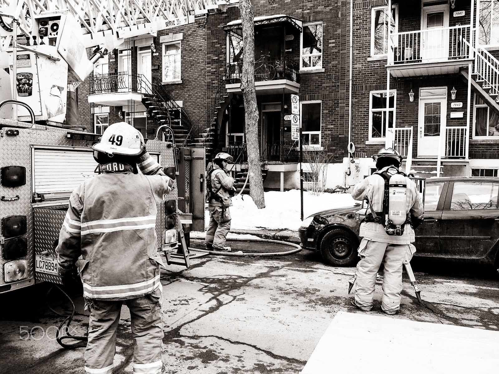 Olympus OM-D E-M5 II sample photo. Fire in villeray photography