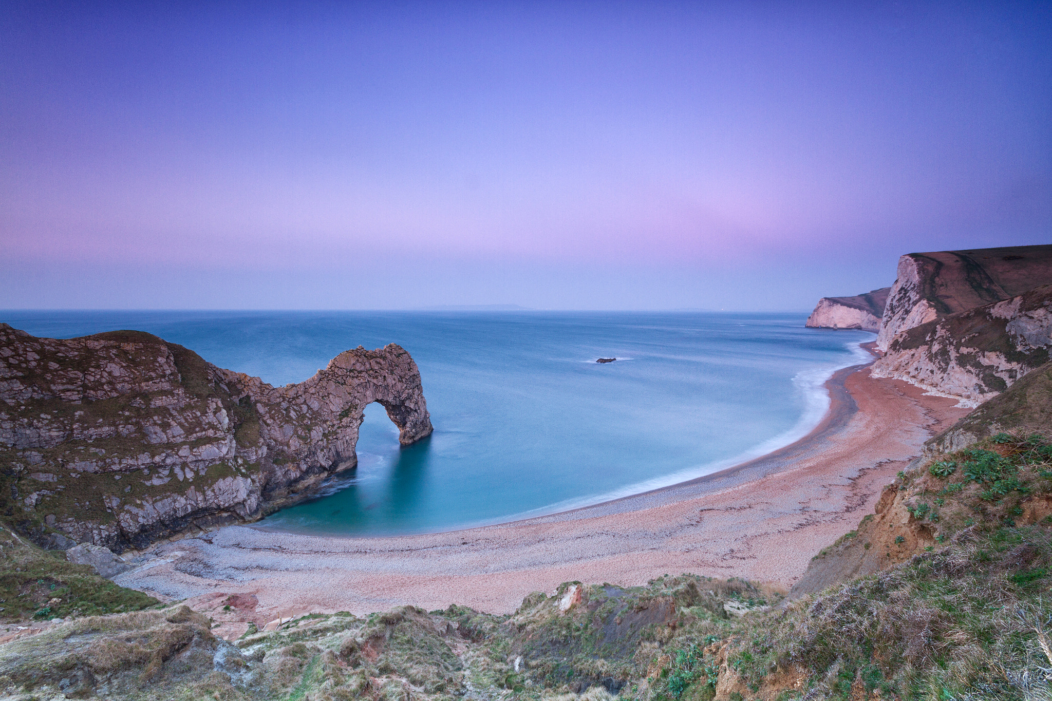 Canon EOS 7D + Sigma 10-20mm F4-5.6 EX DC HSM sample photo. Durdle door dawn photography