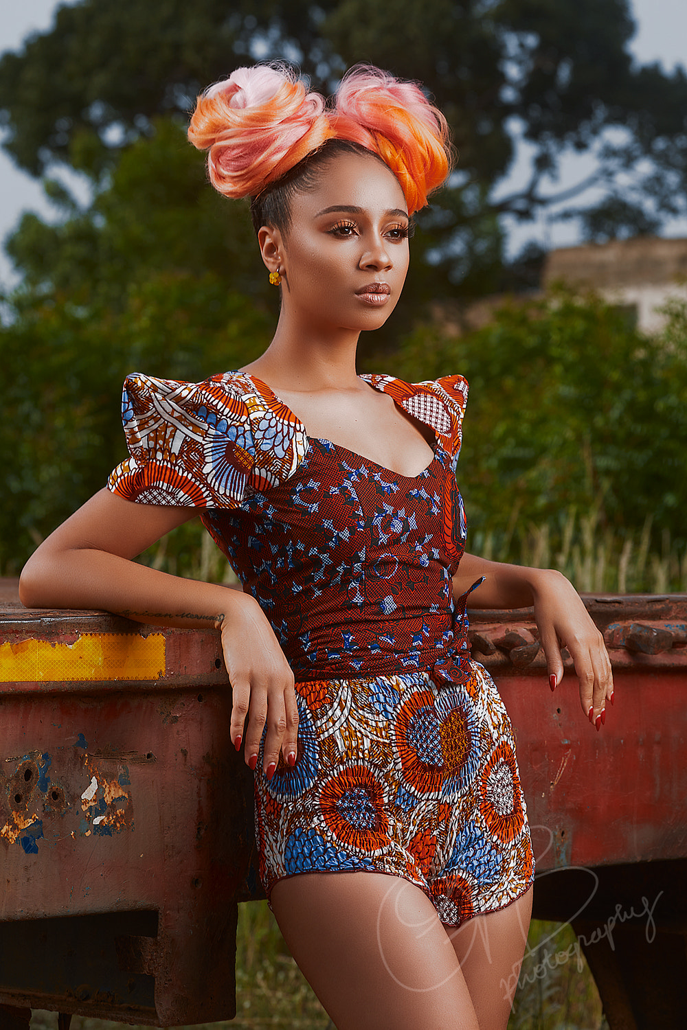 Canon EOS 6D + Canon EF 135mm F2L USM sample photo. Sister derbie... photography