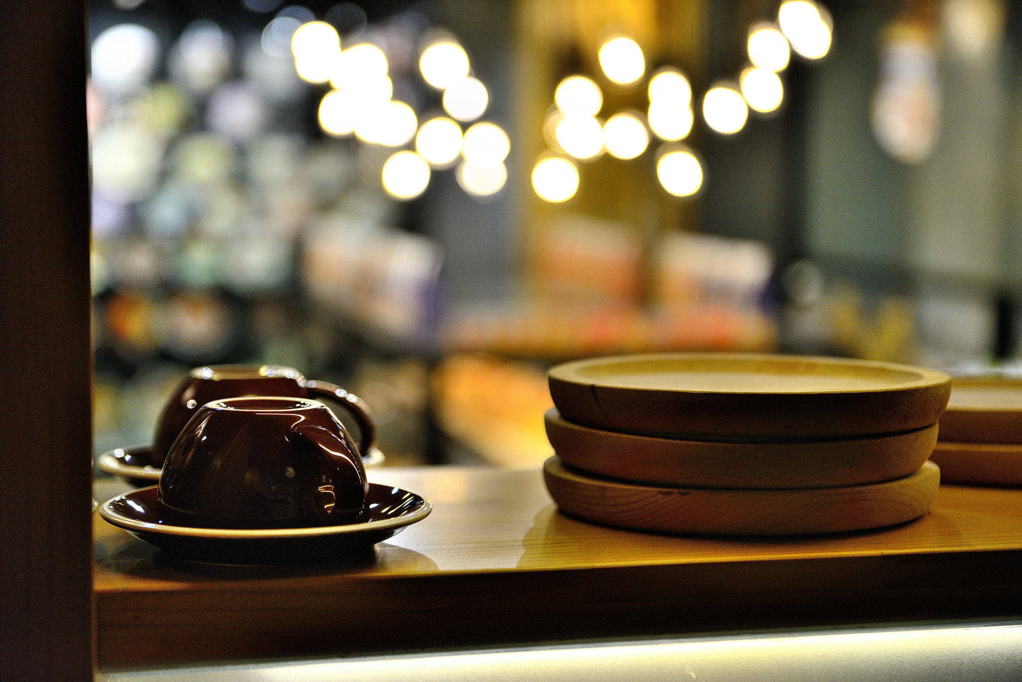 Nikon AF-S Nikkor 24-70mm F2.8G ED sample photo. Coffee  shop photography