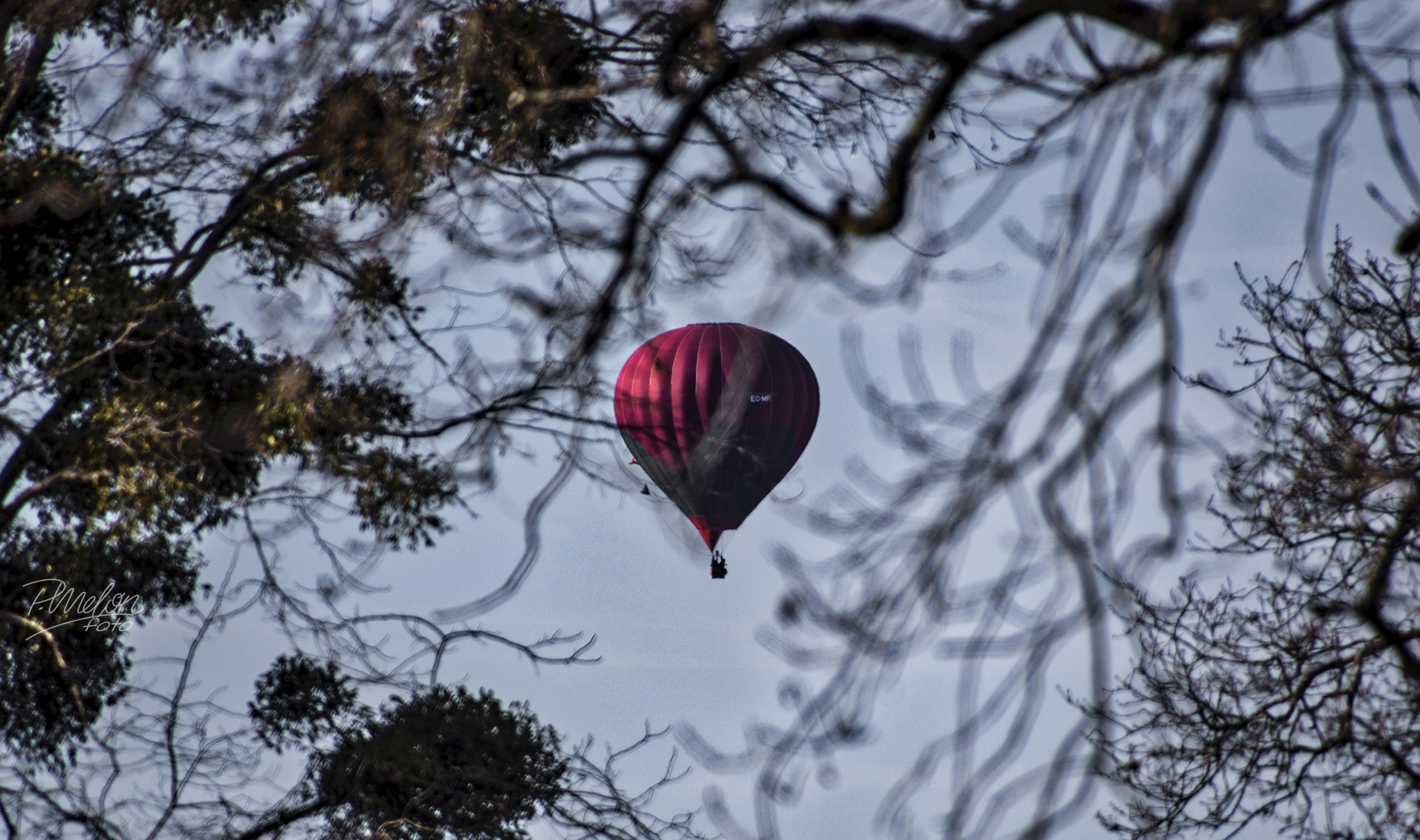 Tamron 16-300mm F3.5-6.3 Di II VC PZD Macro sample photo. Globo en gijón photography