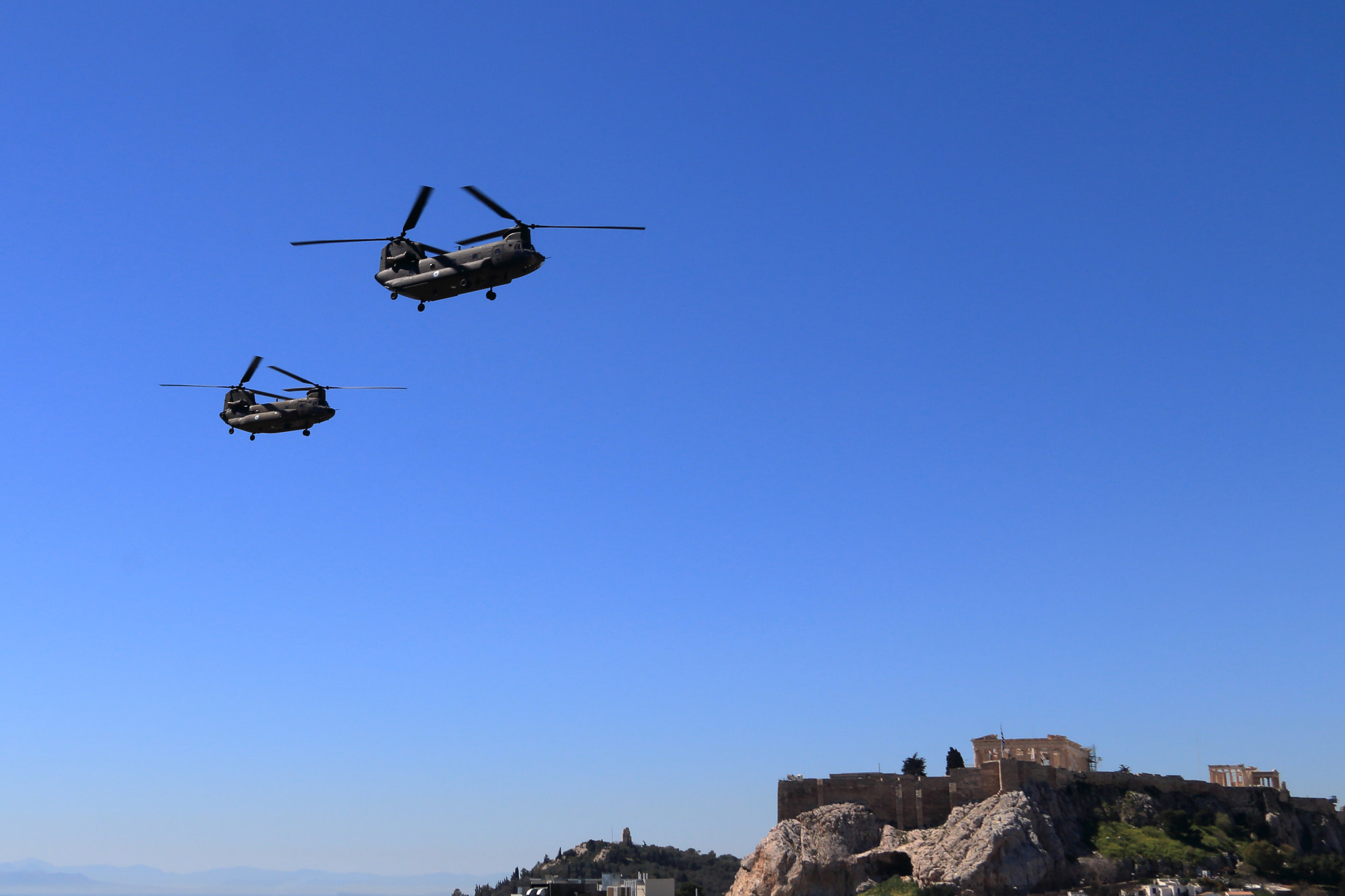 Canon EOS 70D sample photo. Greek boeing ch-47 chinook photography