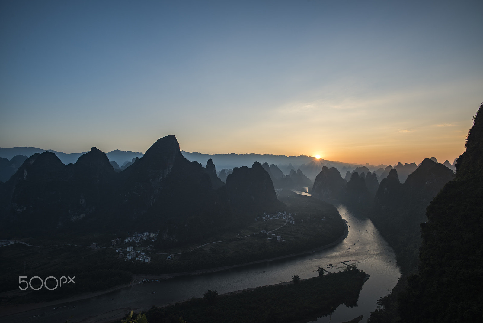 Nikon D810 sample photo. 桂林风光、漓江、相公山、日出 photography