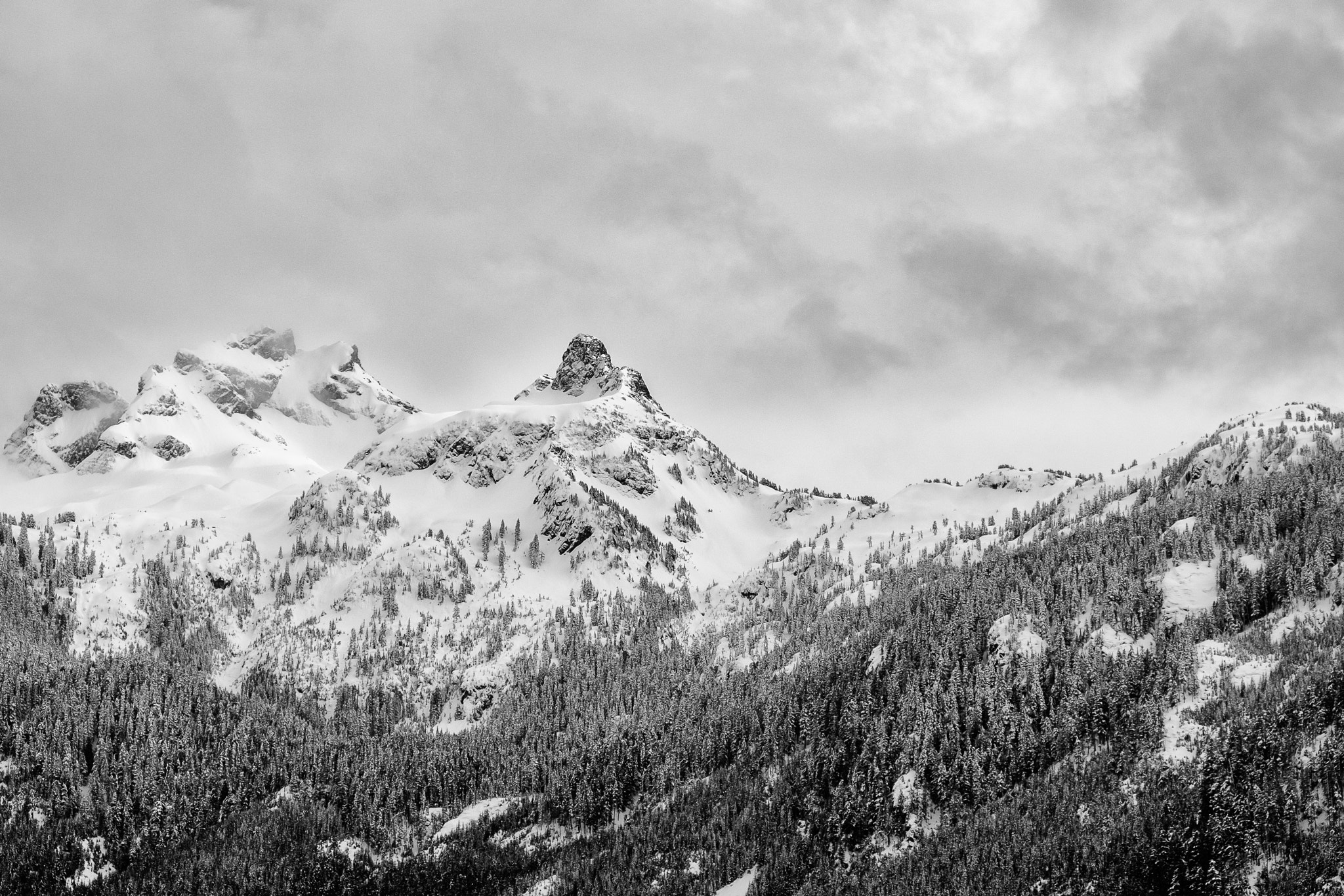Fujifilm XF 18-55mm F2.8-4 R LM OIS sample photo. To the peak photography