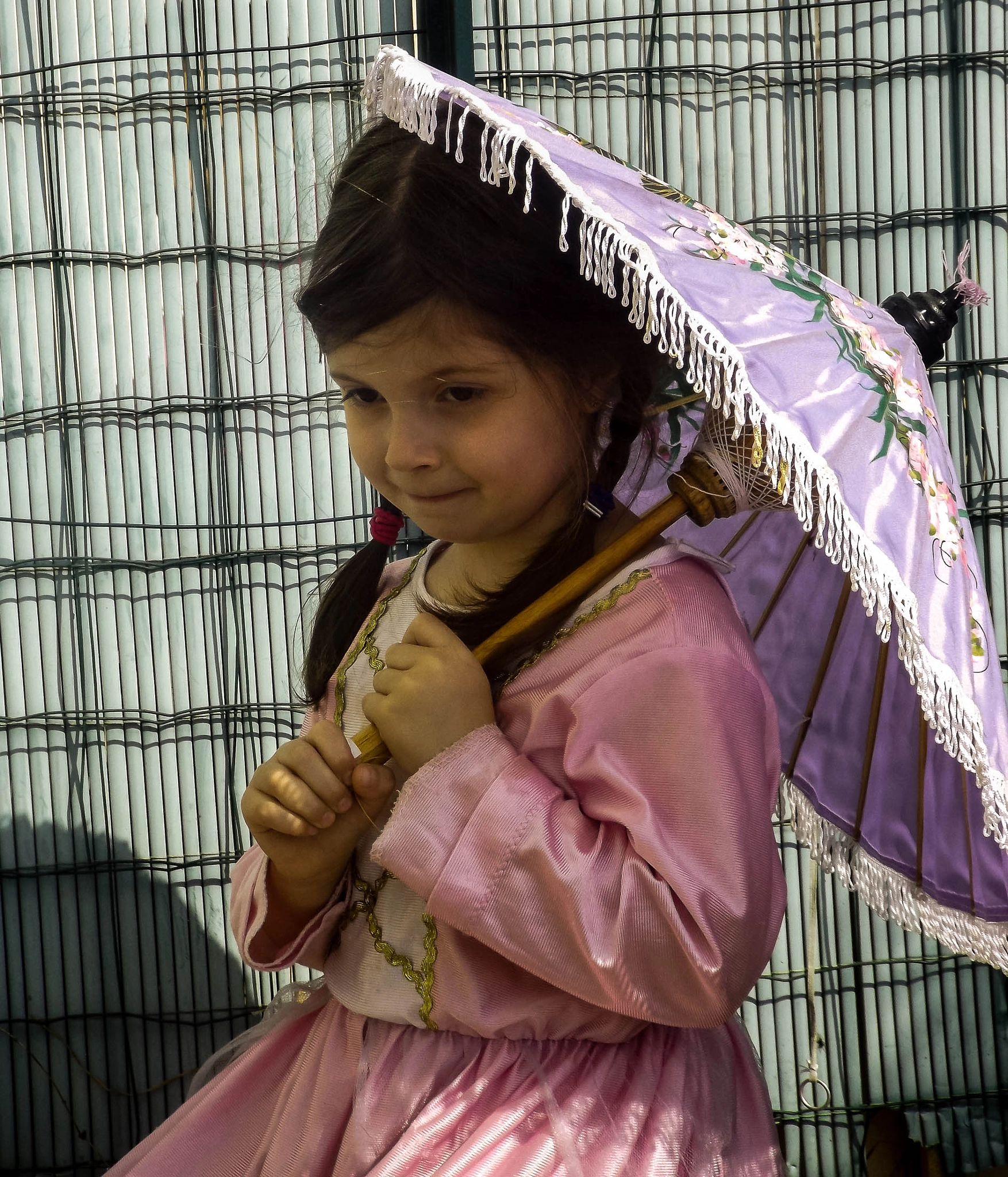 Fujifilm FinePix S4600 sample photo. Aileen et ombrelle photography
