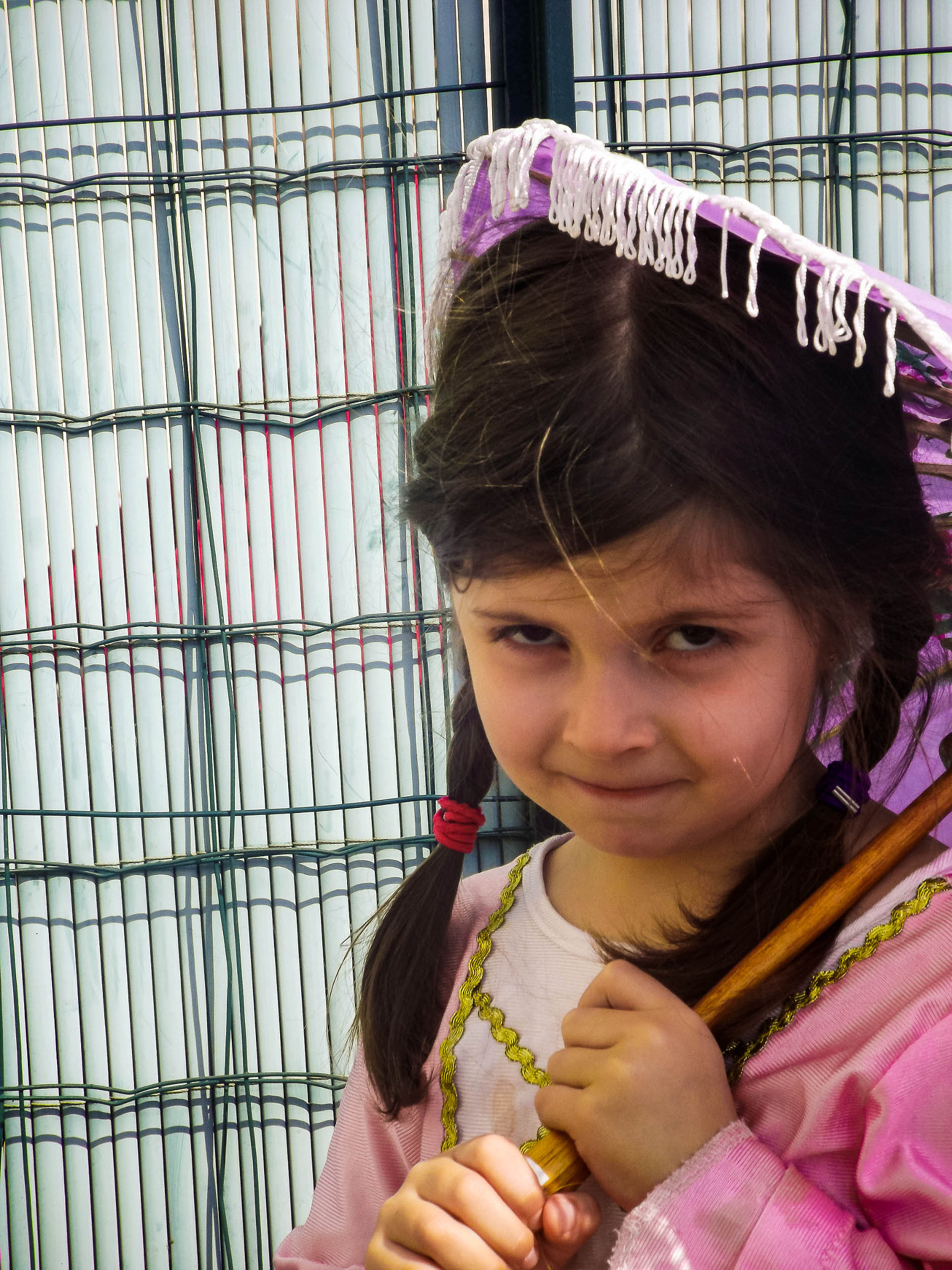 Fujifilm FinePix S4600 sample photo. Aileen et ombrelle photography