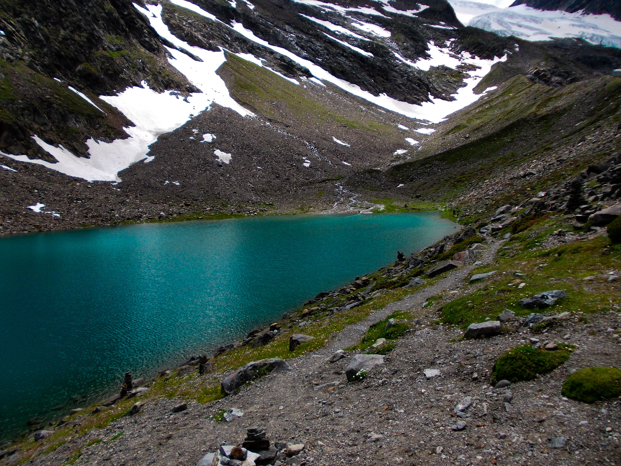 Nikon COOLPIX L25 sample photo. "blaue lacke" in stubaital, austria photography