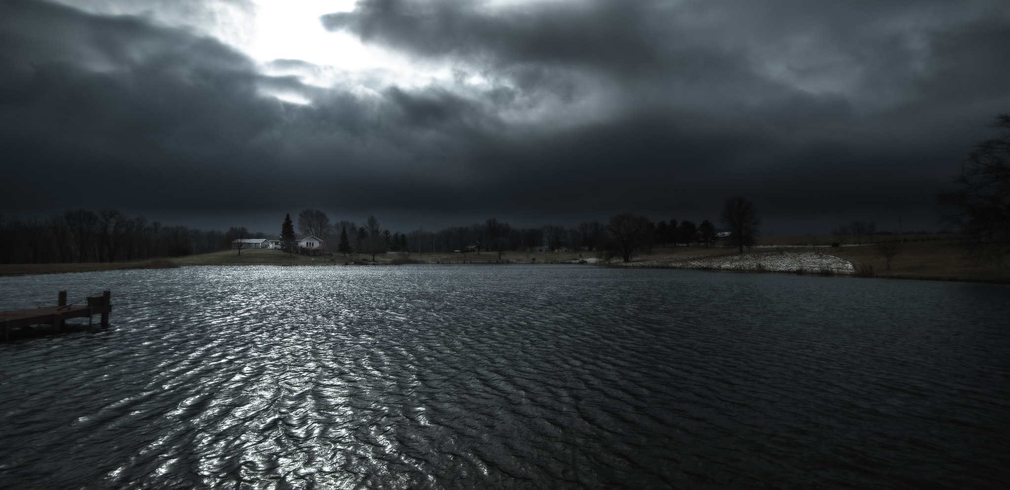 Samyang 14mm F2.8 ED AS IF UMC sample photo. Before the storm photography