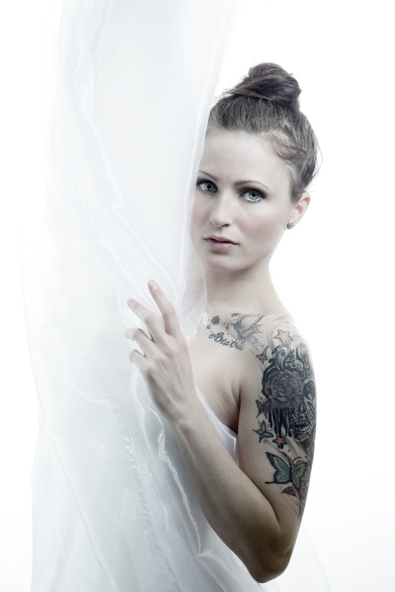 Sigma 105mm F2.8 EX DG OS HSM sample photo. Melanie photography