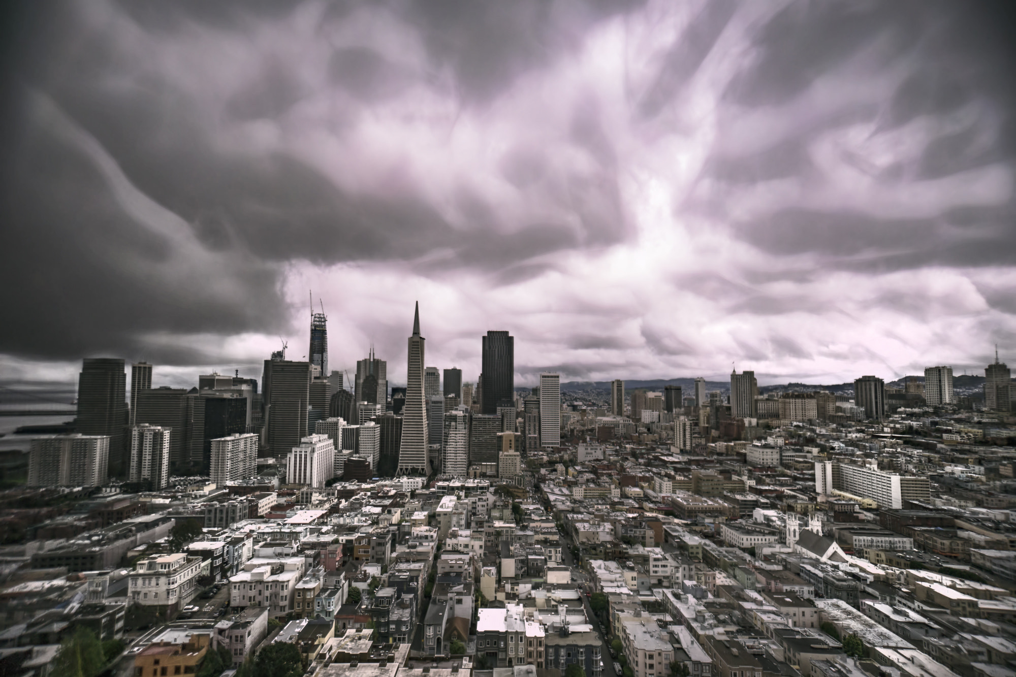 Sony a7 + Sony E 10-18mm F4 OSS sample photo. Sf clouds without the border photography