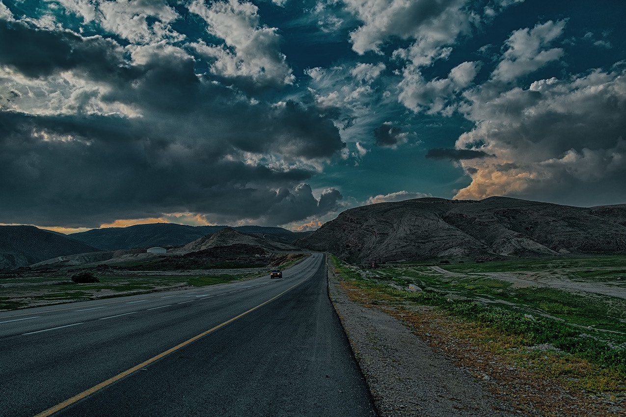 Fujifilm X-Pro1 + Fujifilm XF 18-55mm F2.8-4 R LM OIS sample photo. Road photography