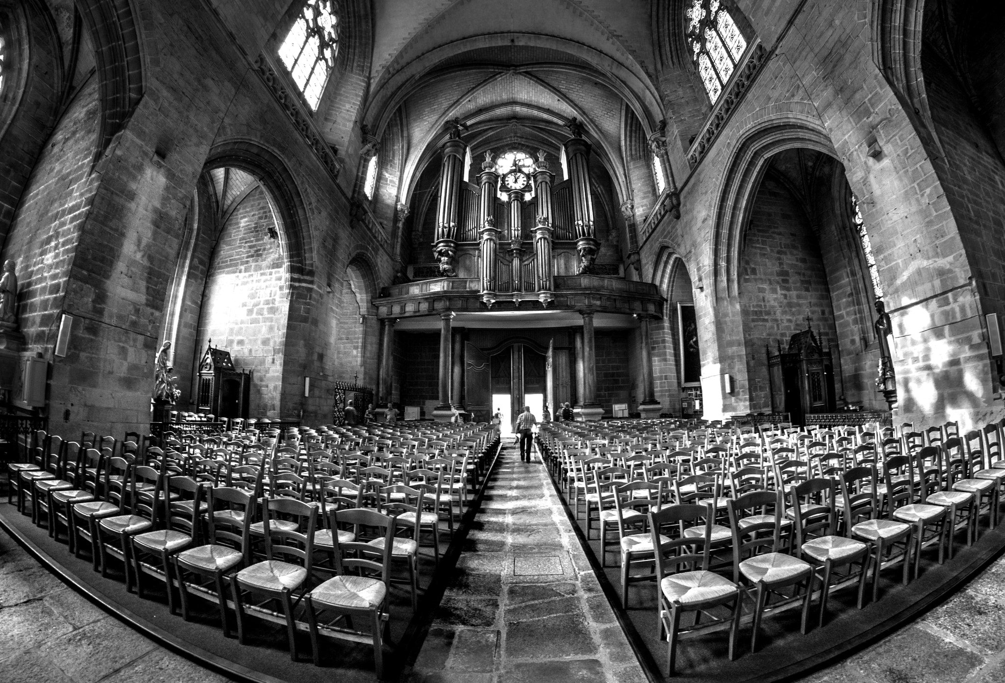 Nikon D7100 + Samyang 8mm F3.5 Aspherical IF MC Fisheye sample photo. Cathédrale saint-pierre de vannes photography