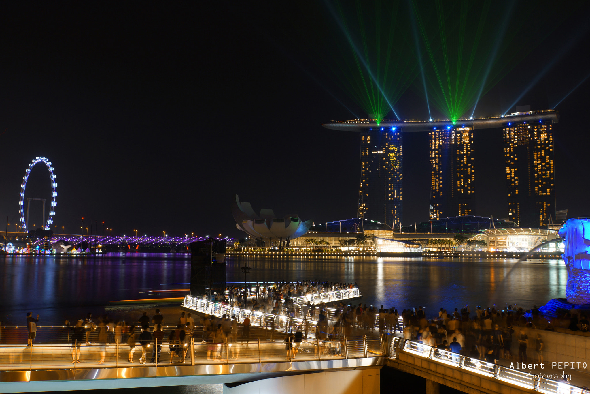 Sony E 18-200mm F3.5-6.3 OSS LE sample photo. Marina bay sands - light show photography