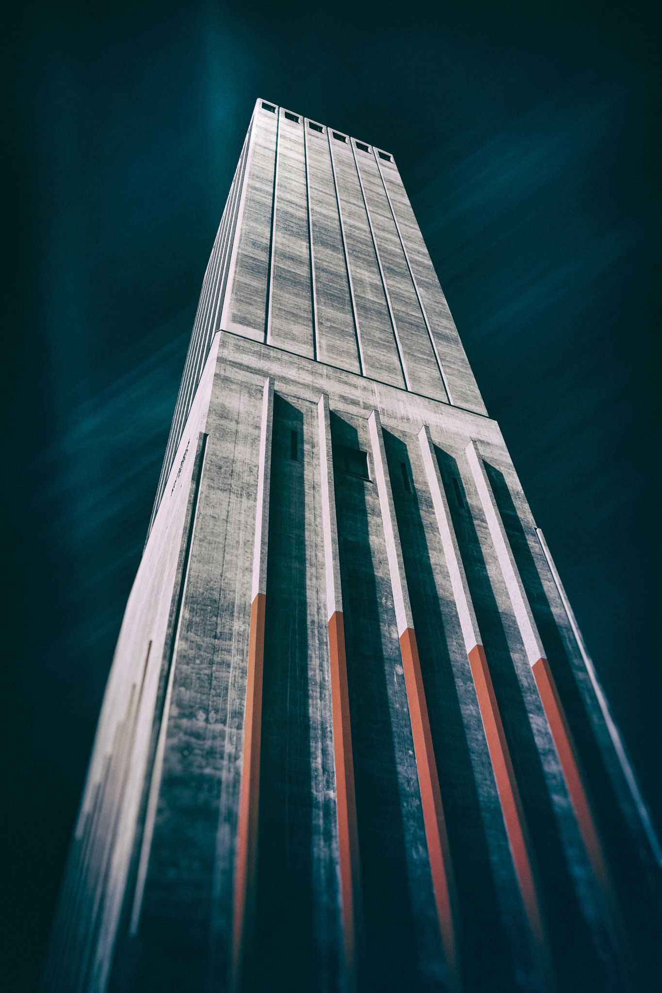 Sony a6300 + Sony Vario-Tessar T* E 16-70mm F4 ZA OSS sample photo. Grain in the sky photography