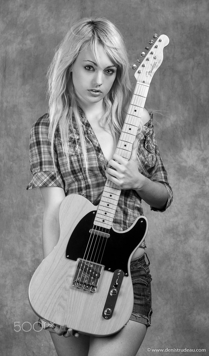 Nikon D80 sample photo. Girl & guitar photography
