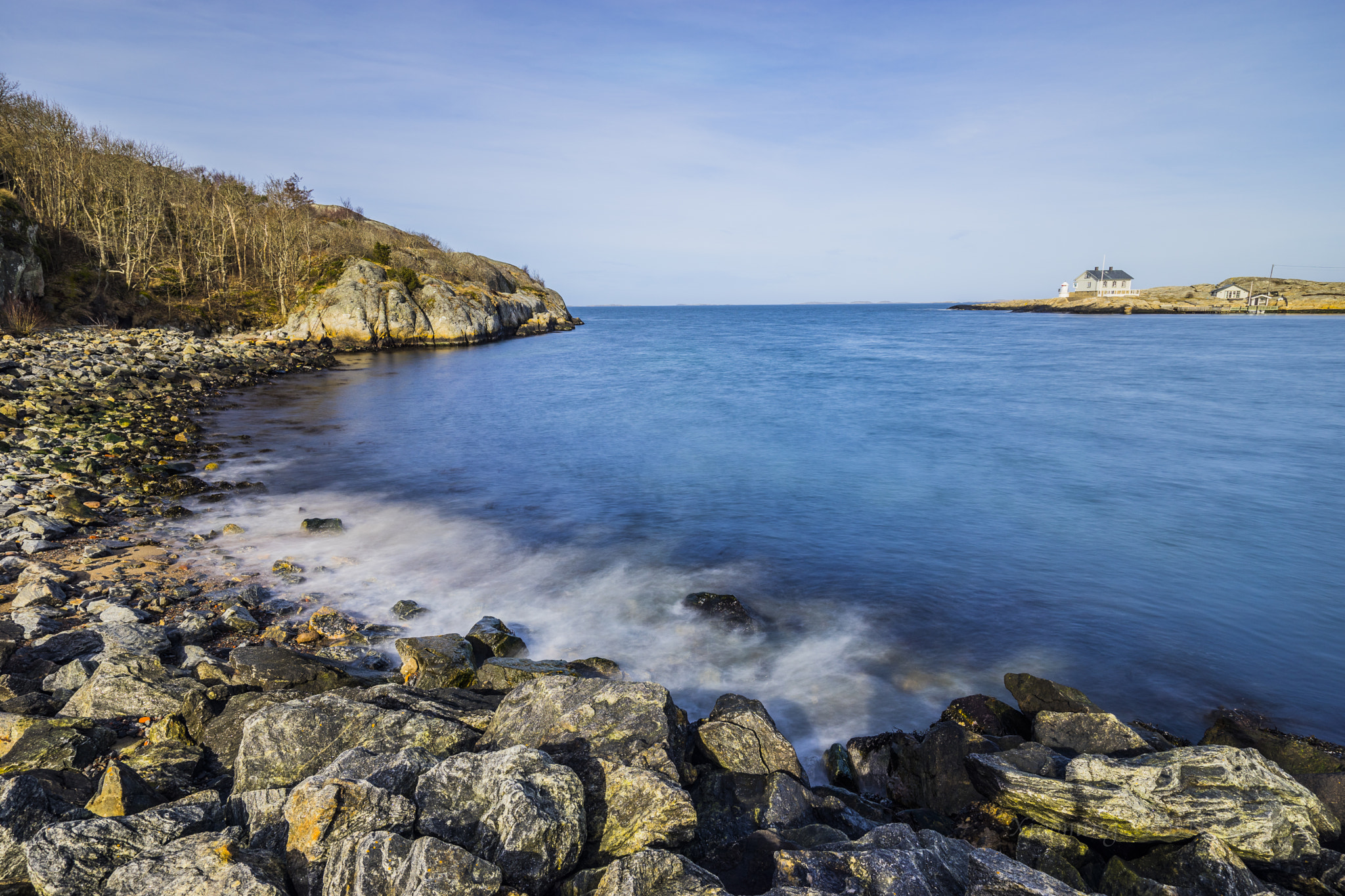 Sony a7 + Sony Vario-Tessar T* FE 16-35mm F4 ZA OSS sample photo. Mastrand by the sea photography