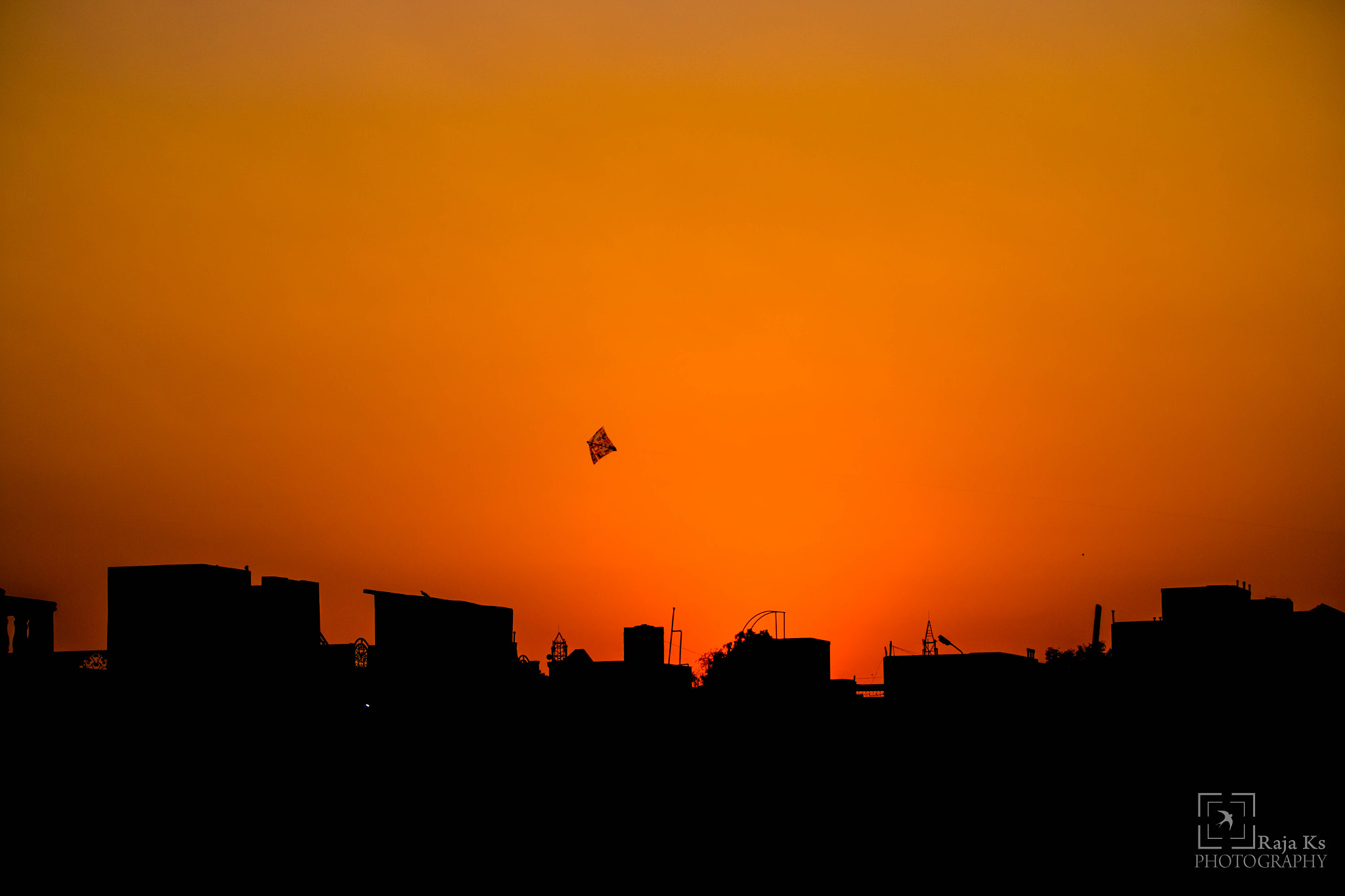 Canon EF-S 55-250mm F4-5.6 IS II sample photo. Kite photography