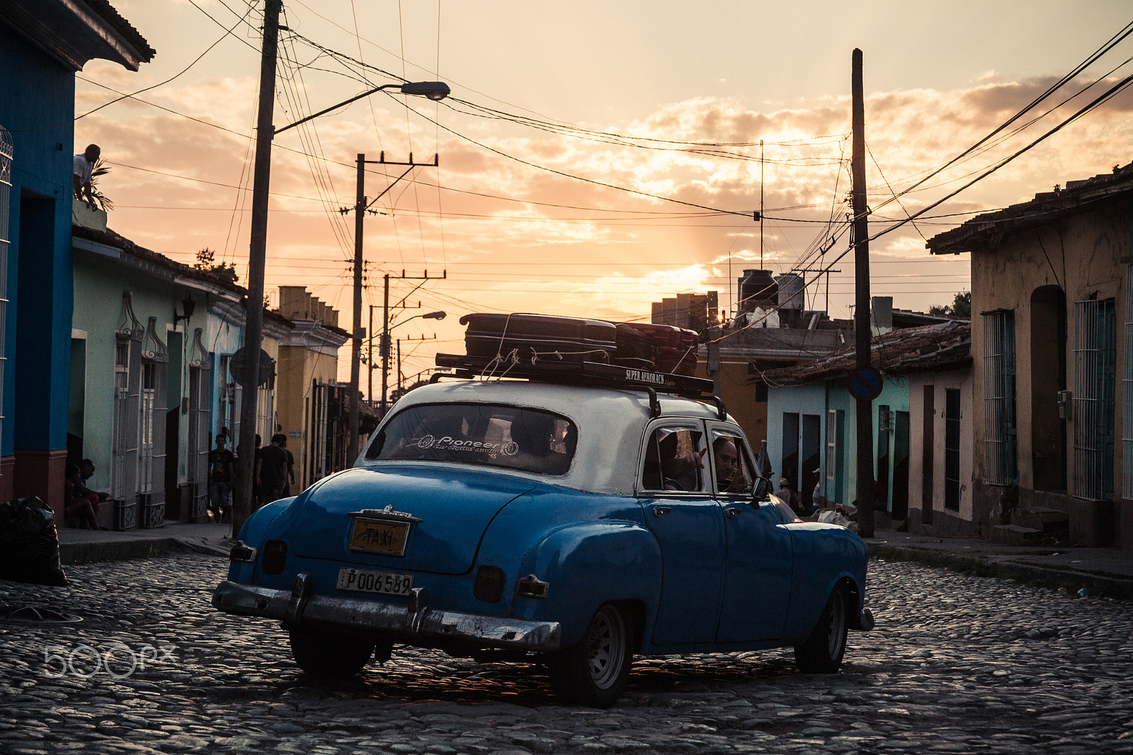 Canon EOS 5D Mark II sample photo. American classic car under sunset sky in cuba. photography