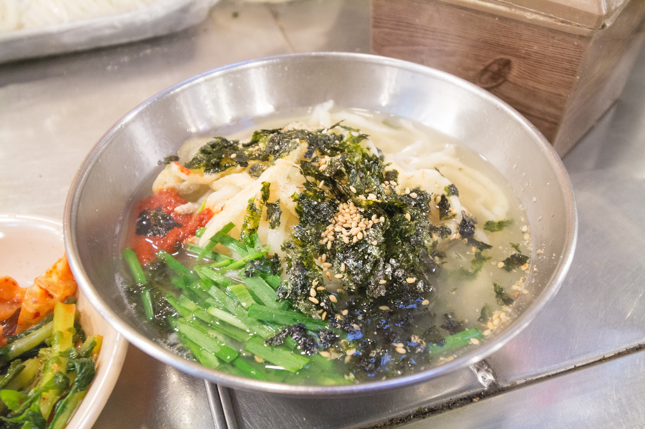 Canon EOS 100D (EOS Rebel SL1 / EOS Kiss X7) sample photo. Korean street food. photography