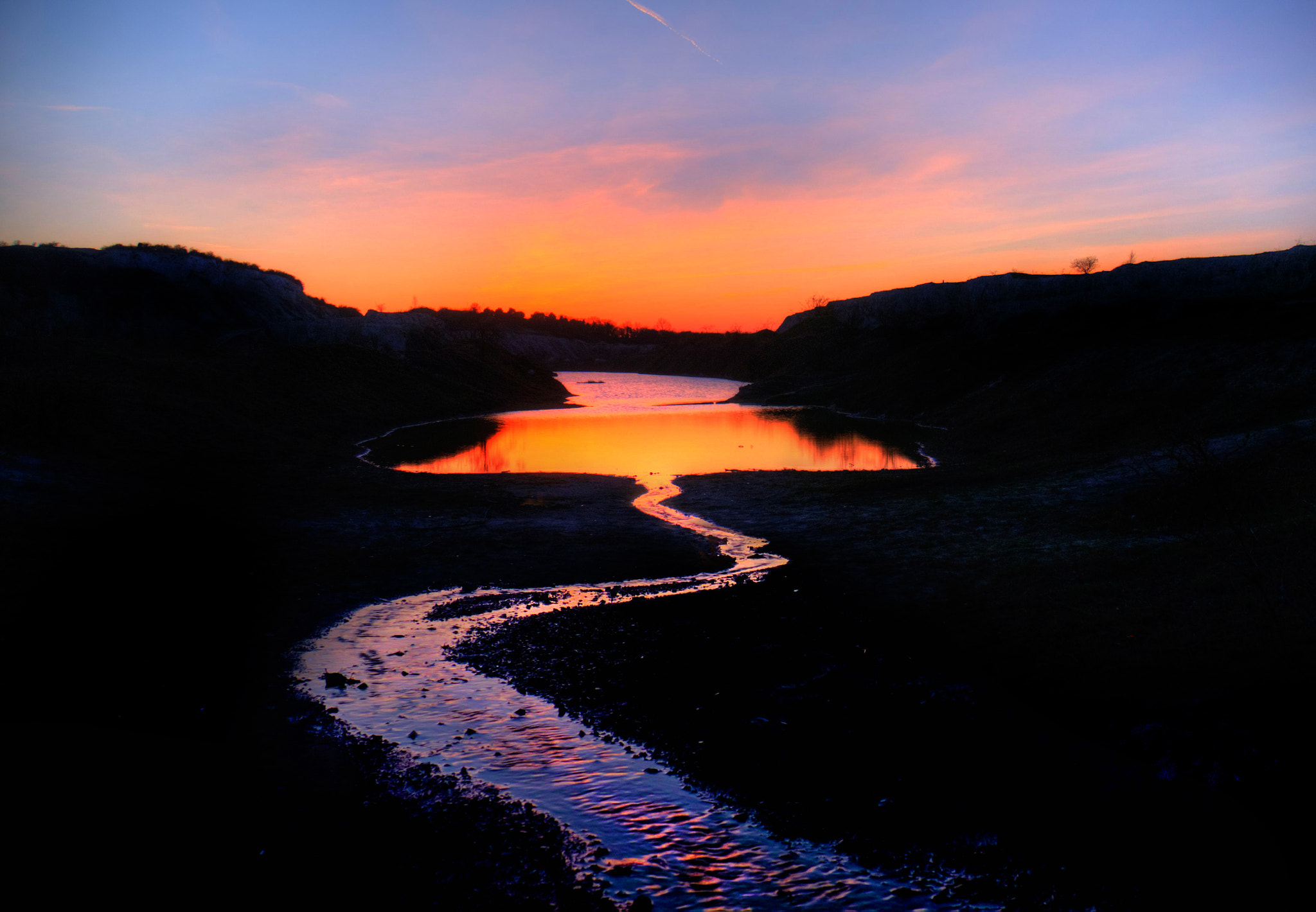 Panasonic Lumix DMC-GF6 + LUMIX G VARIO 14-42/F3.5-5.6 II sample photo. Chalkpit sunset photography