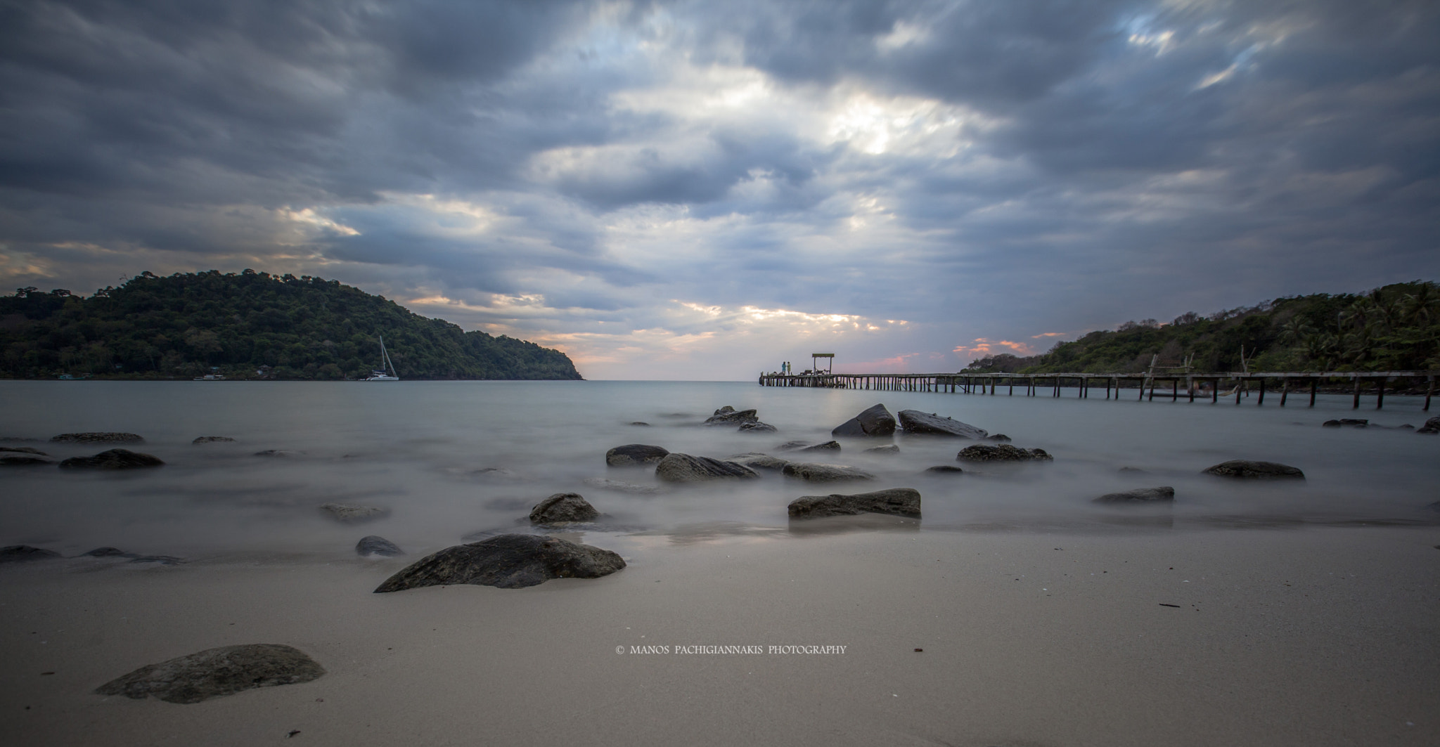 Canon EF 16-35mm F2.8L II USM sample photo. The bridge photography