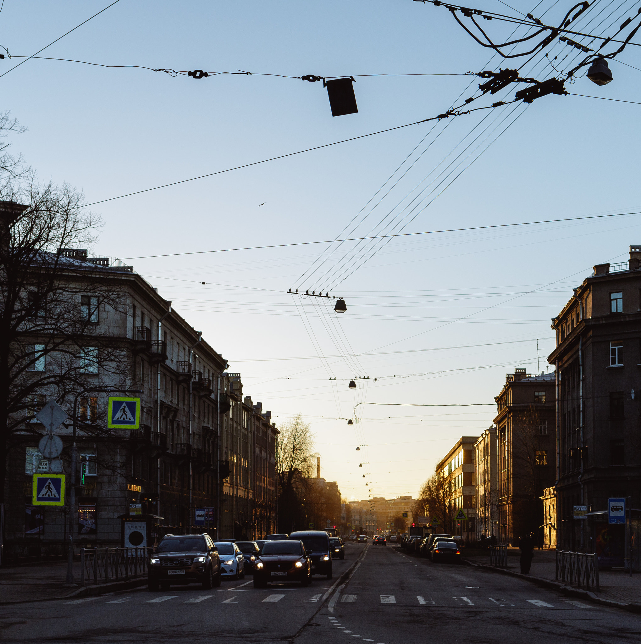 Canon EF 35mm F2 IS USM sample photo. The last of yesterday's sun photography