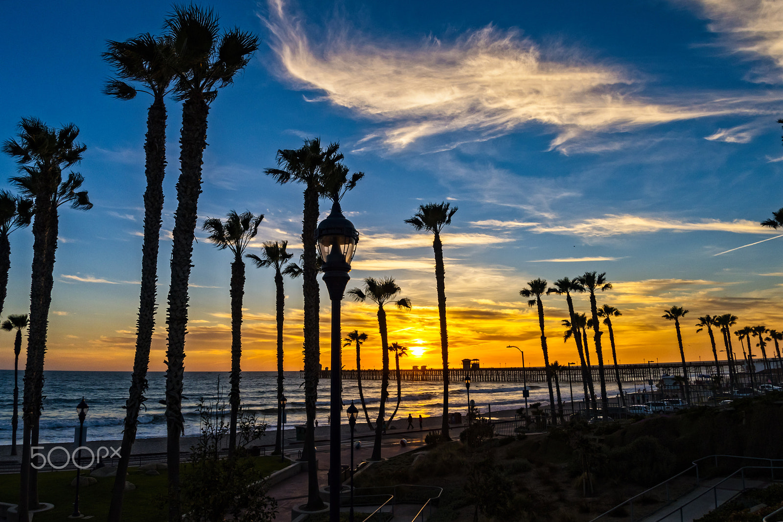 Nikon D500 + Sigma 15mm F2.8 EX DG Diagonal Fisheye sample photo. Sunset in oceanside - march 24, 2017 photography